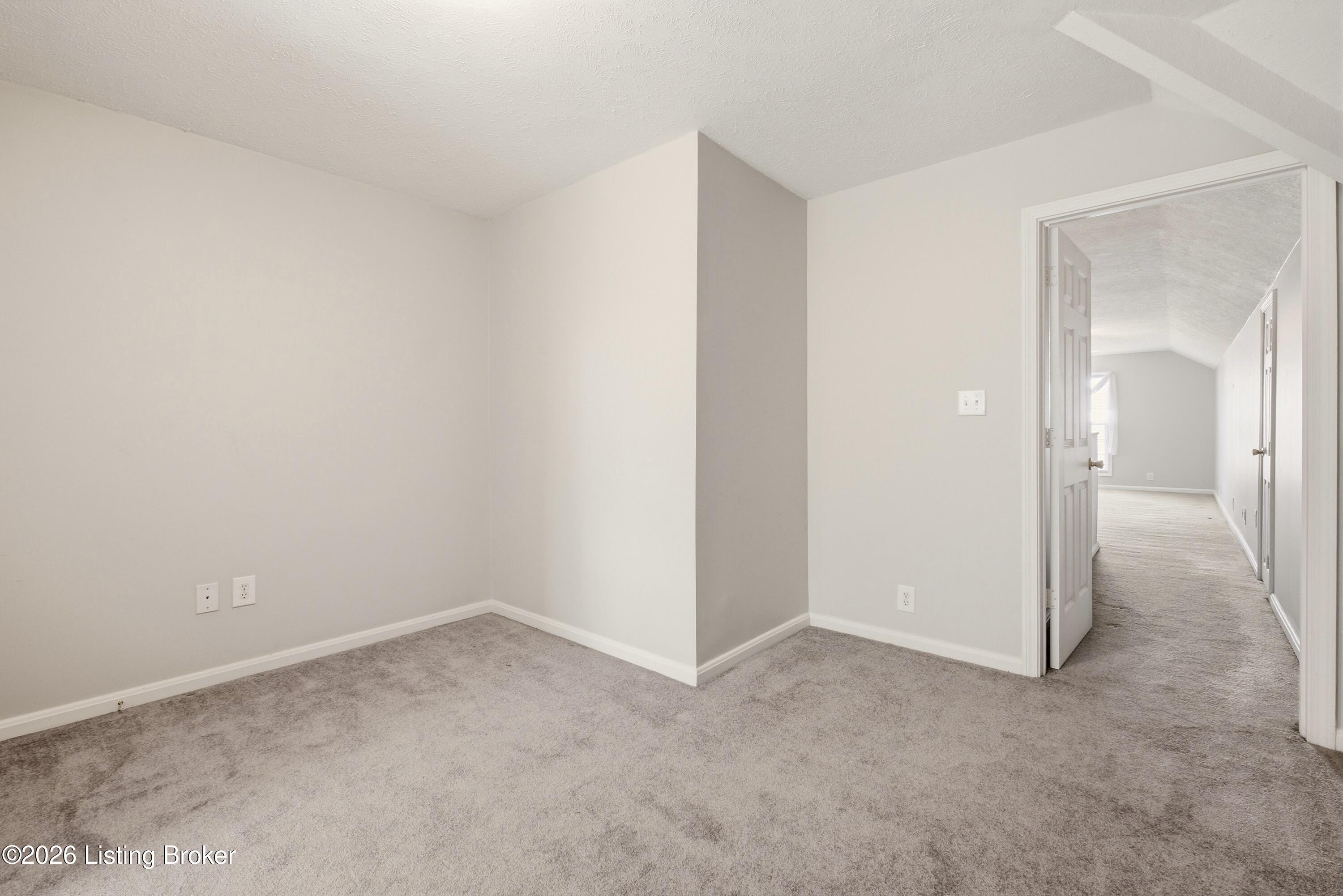 4445 Southbridge Ct