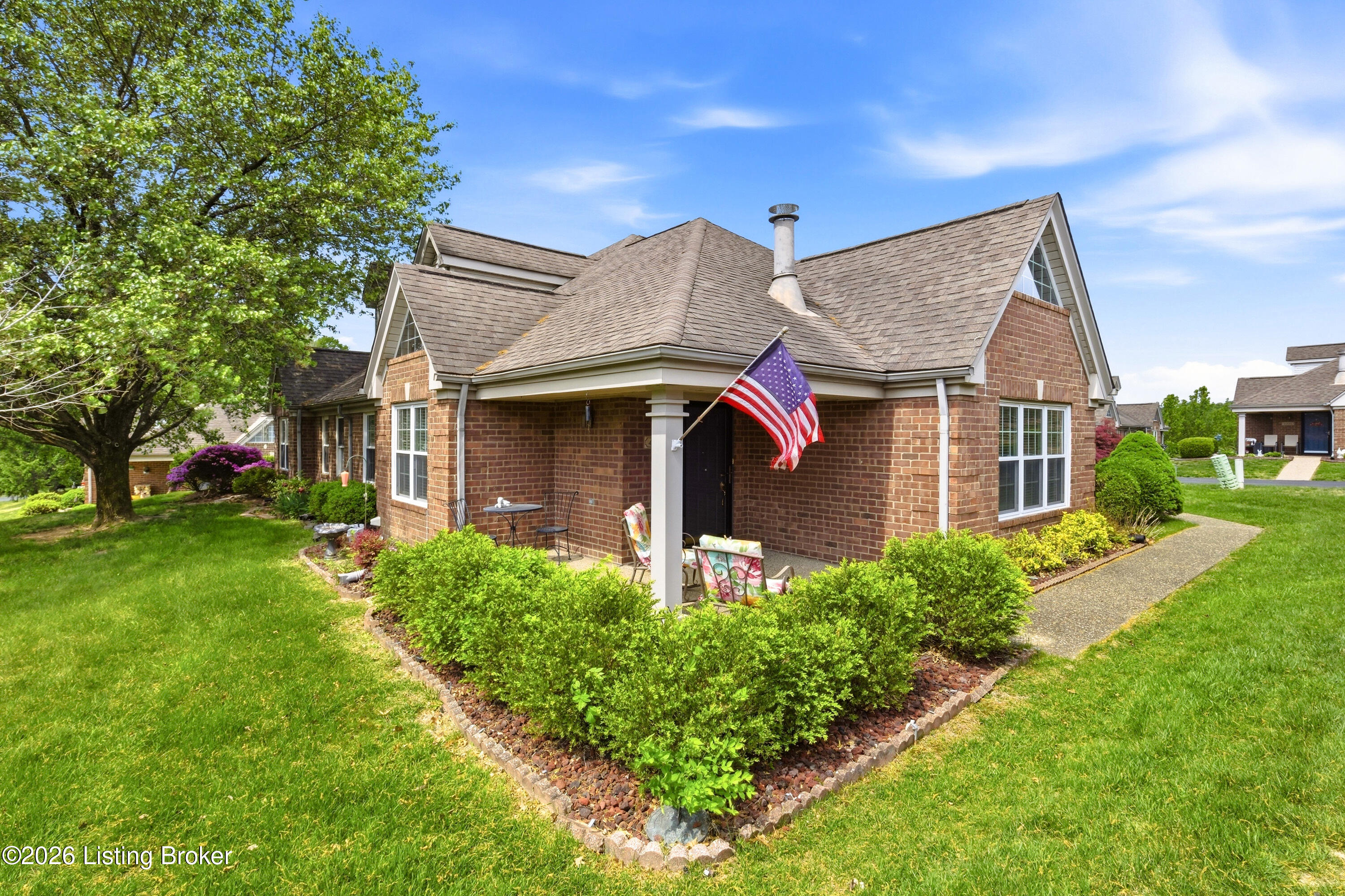 4445 Southbridge Ct