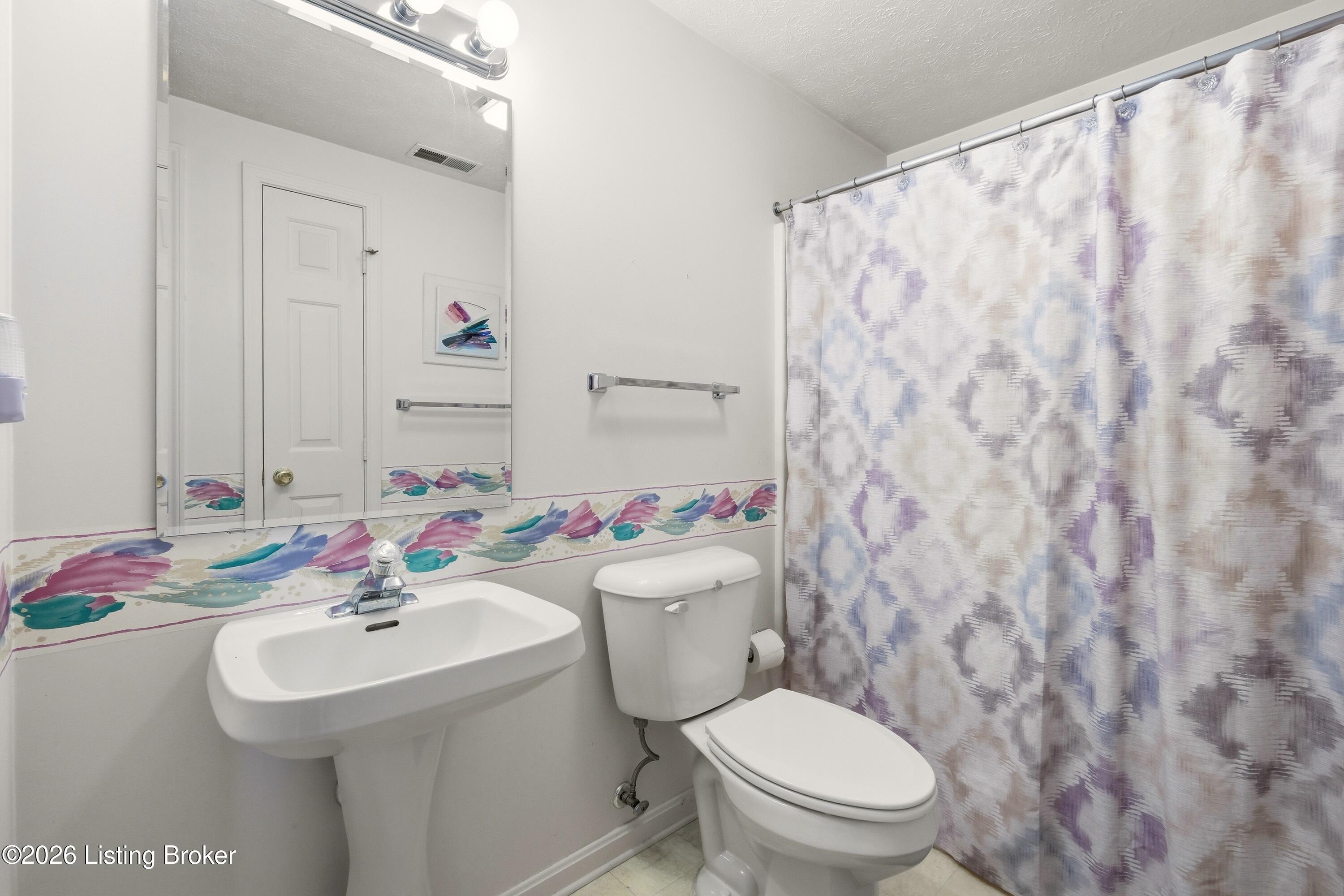 4445 Southbridge Ct