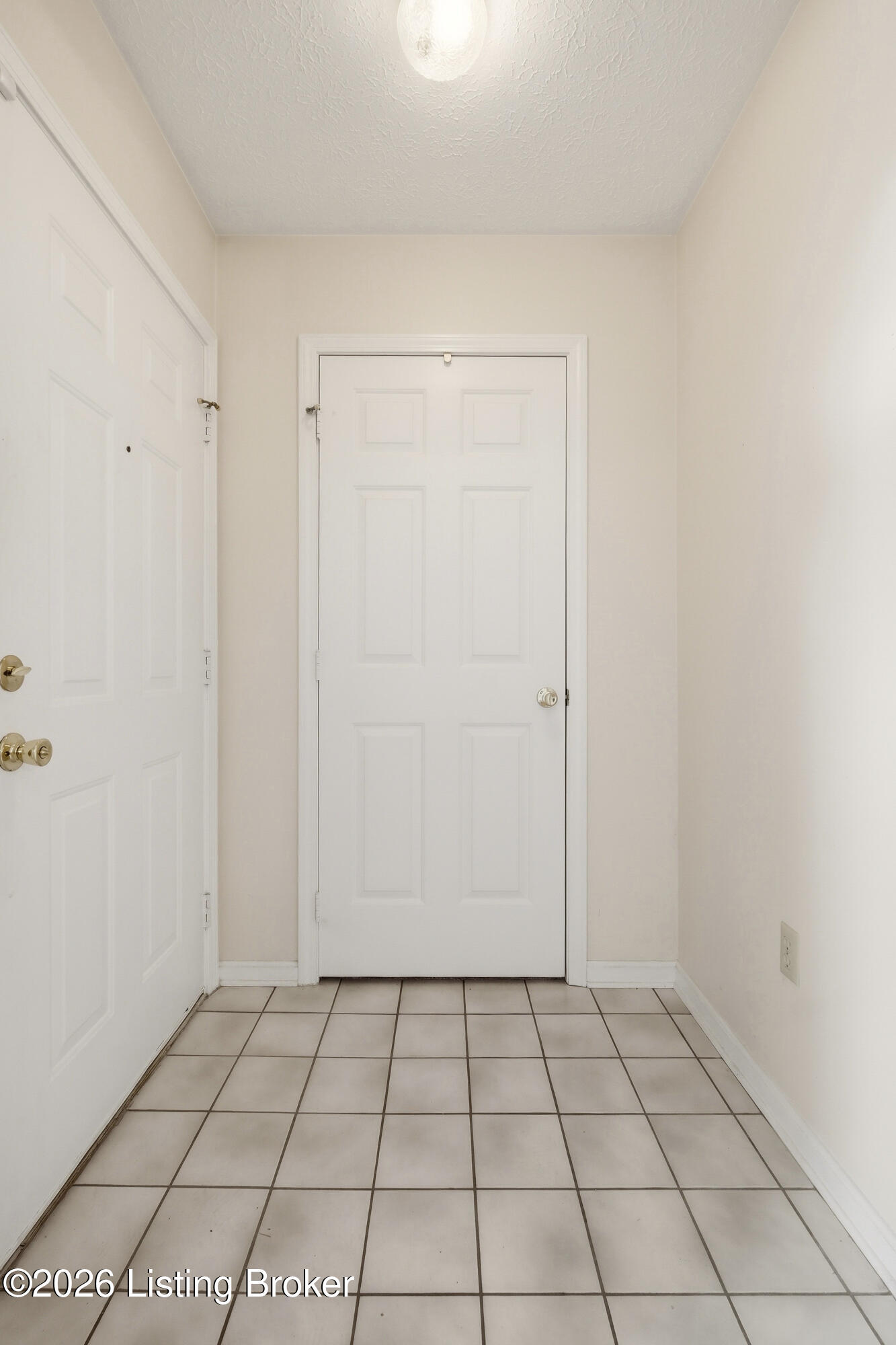 4445 Southbridge Ct