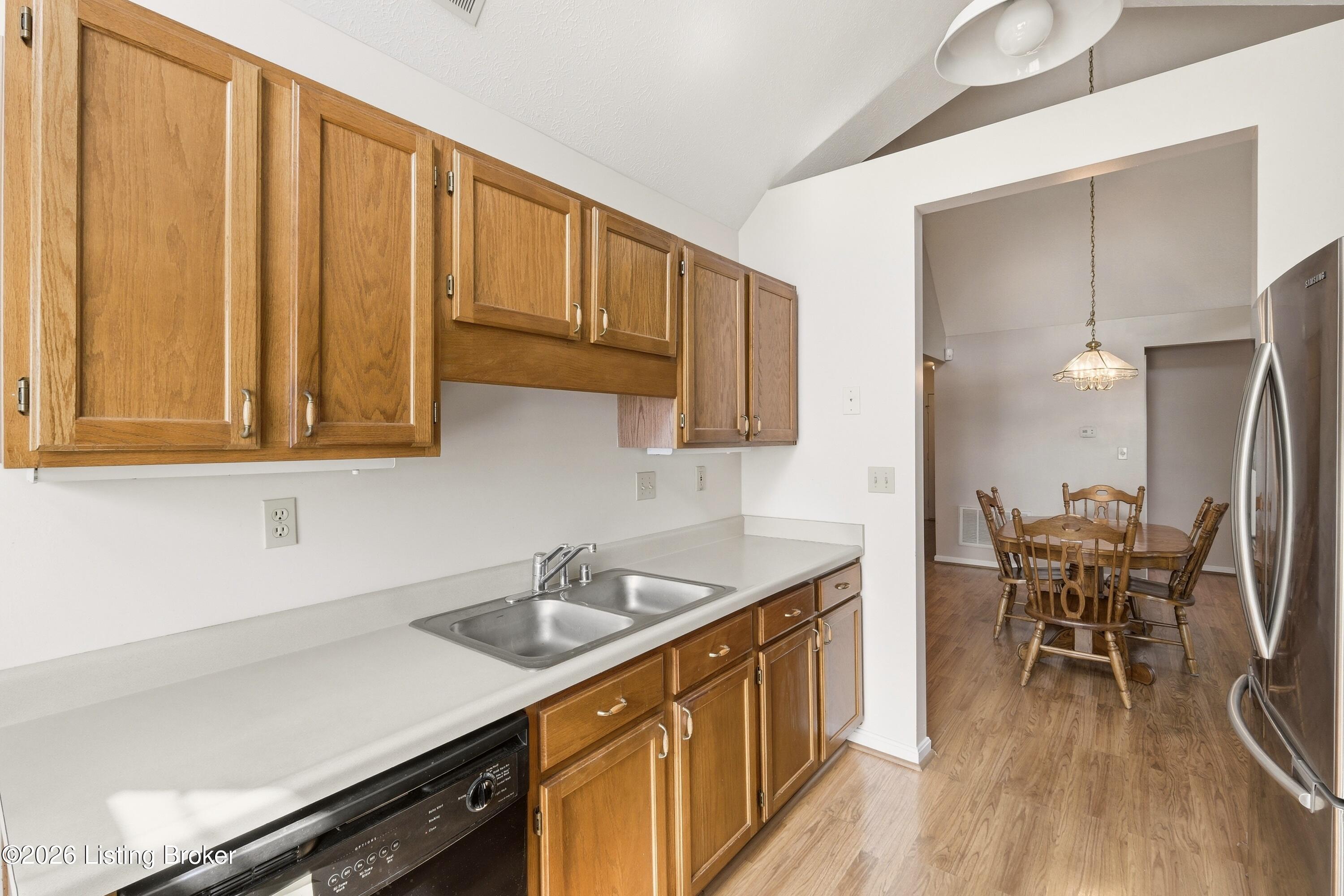 4445 Southbridge Ct