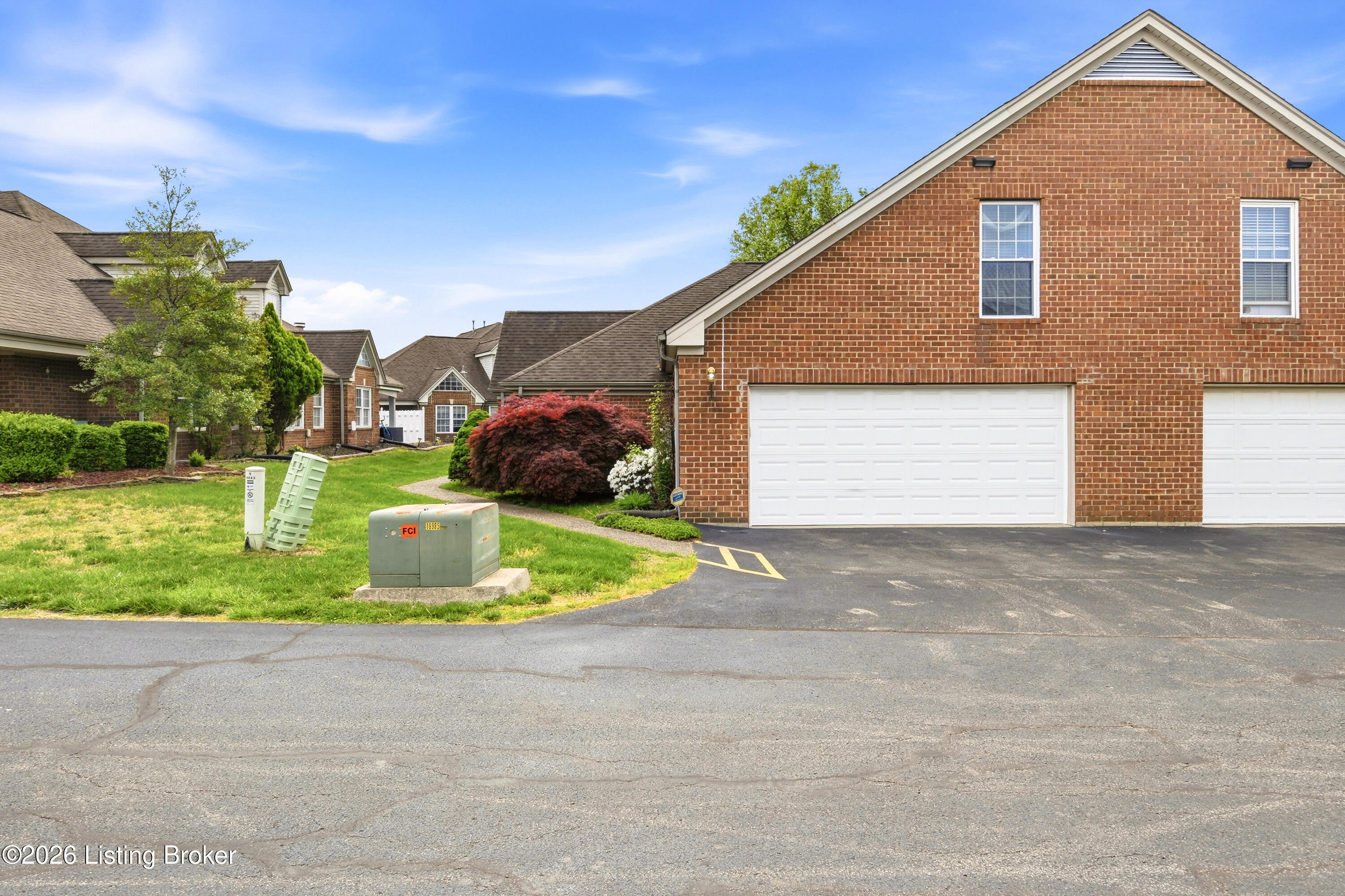 4445 Southbridge Ct