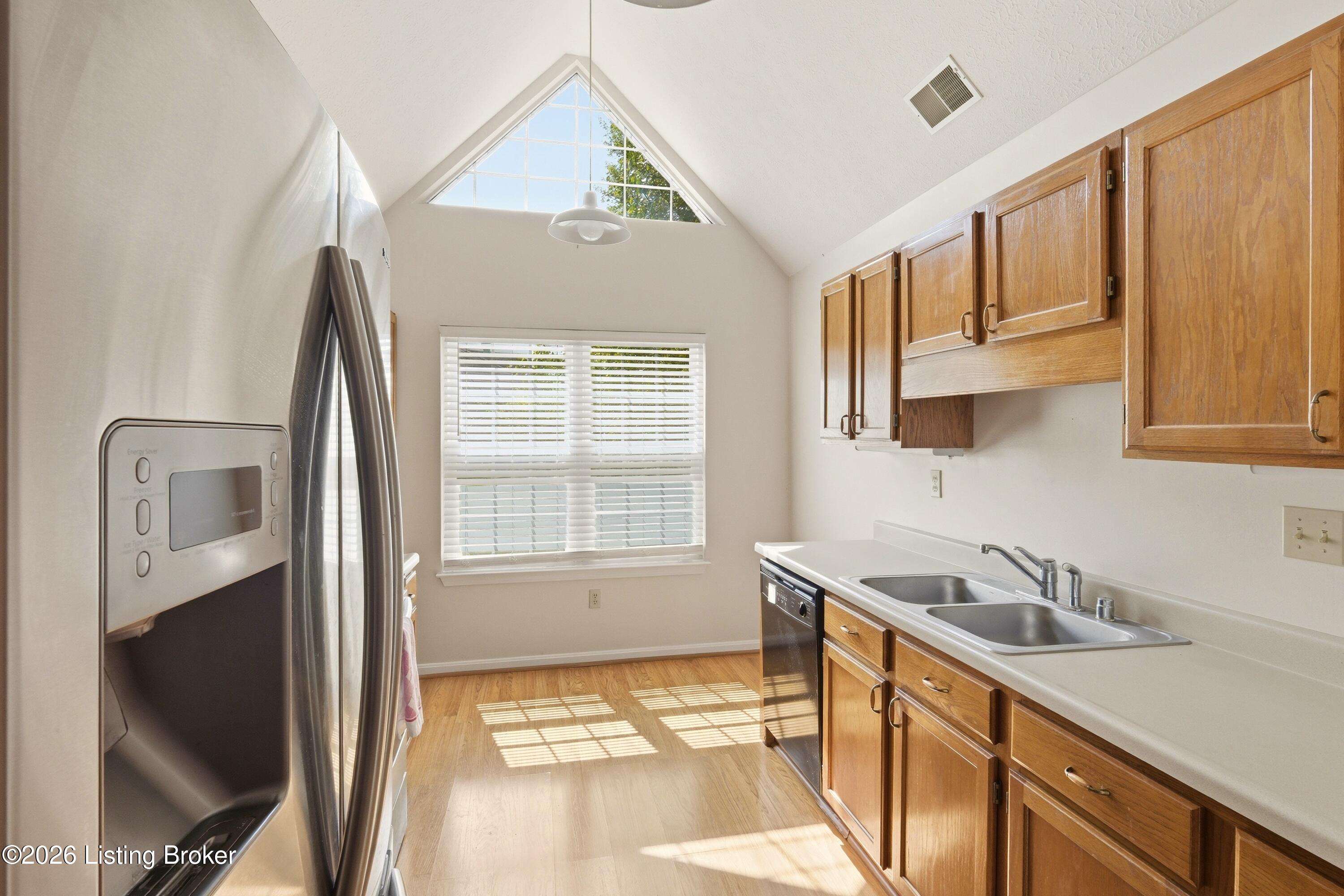 4445 Southbridge Ct