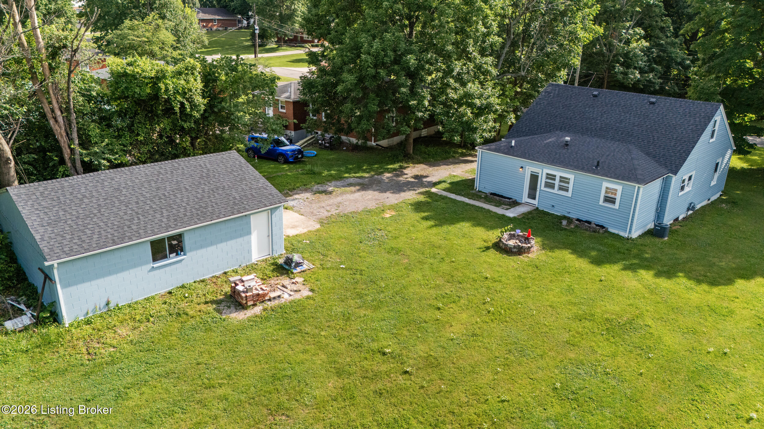 8809 Maple Rd