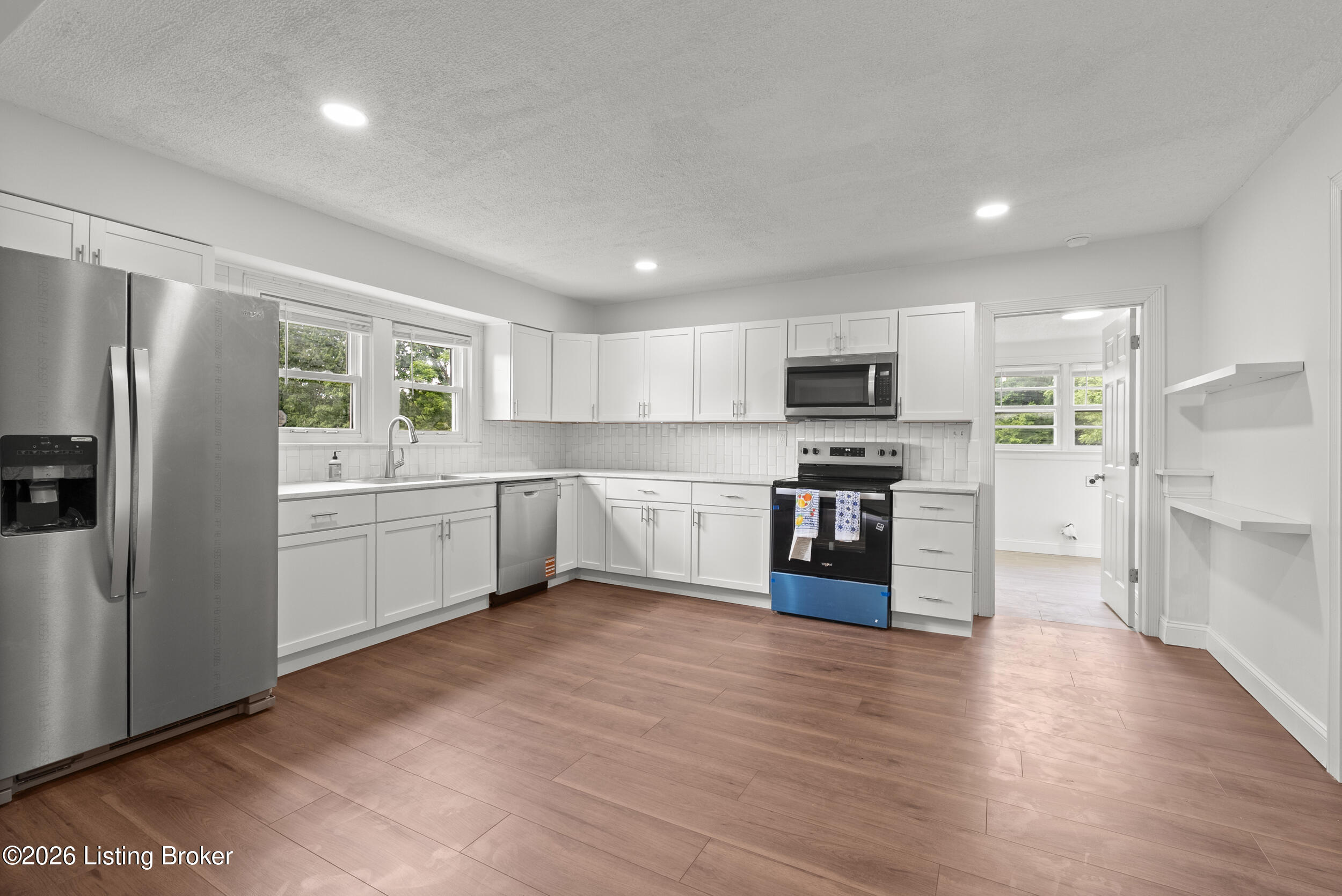 8809 Maple Rd
