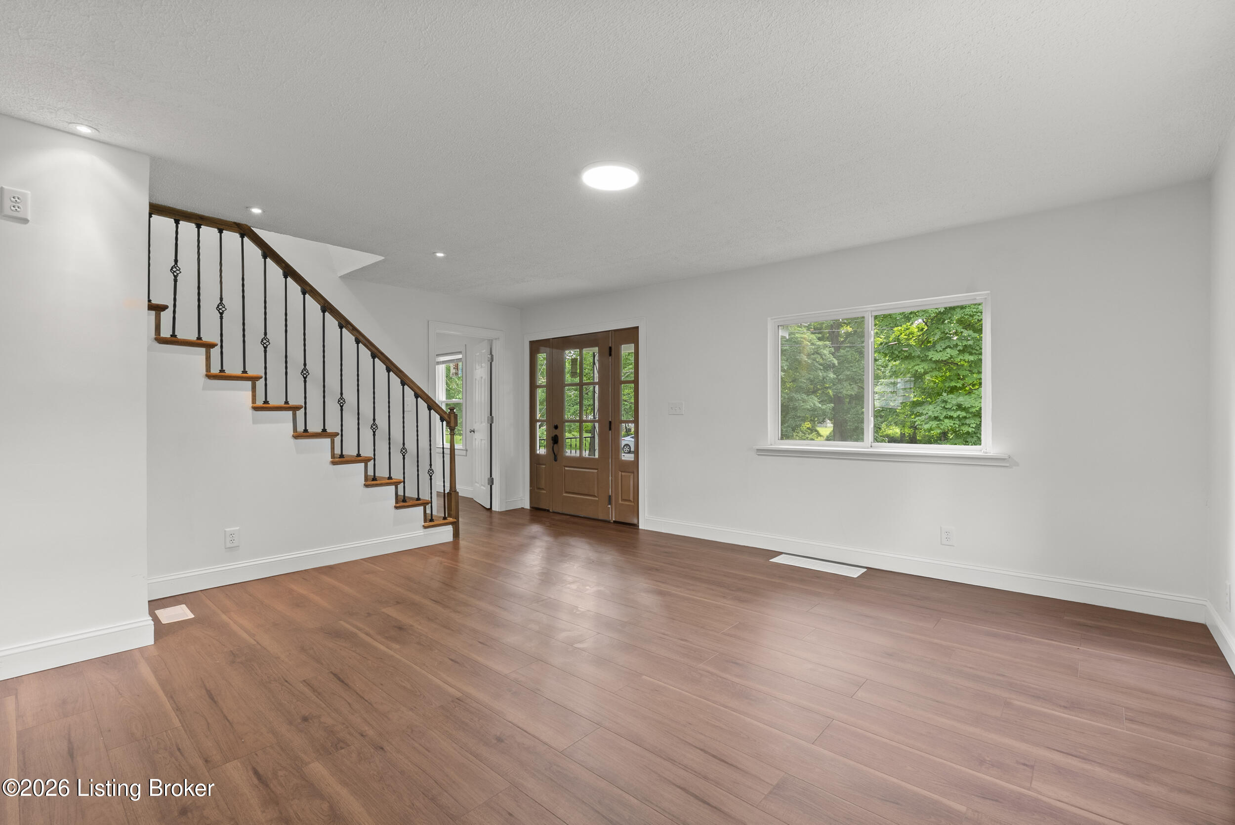 8809 Maple Rd