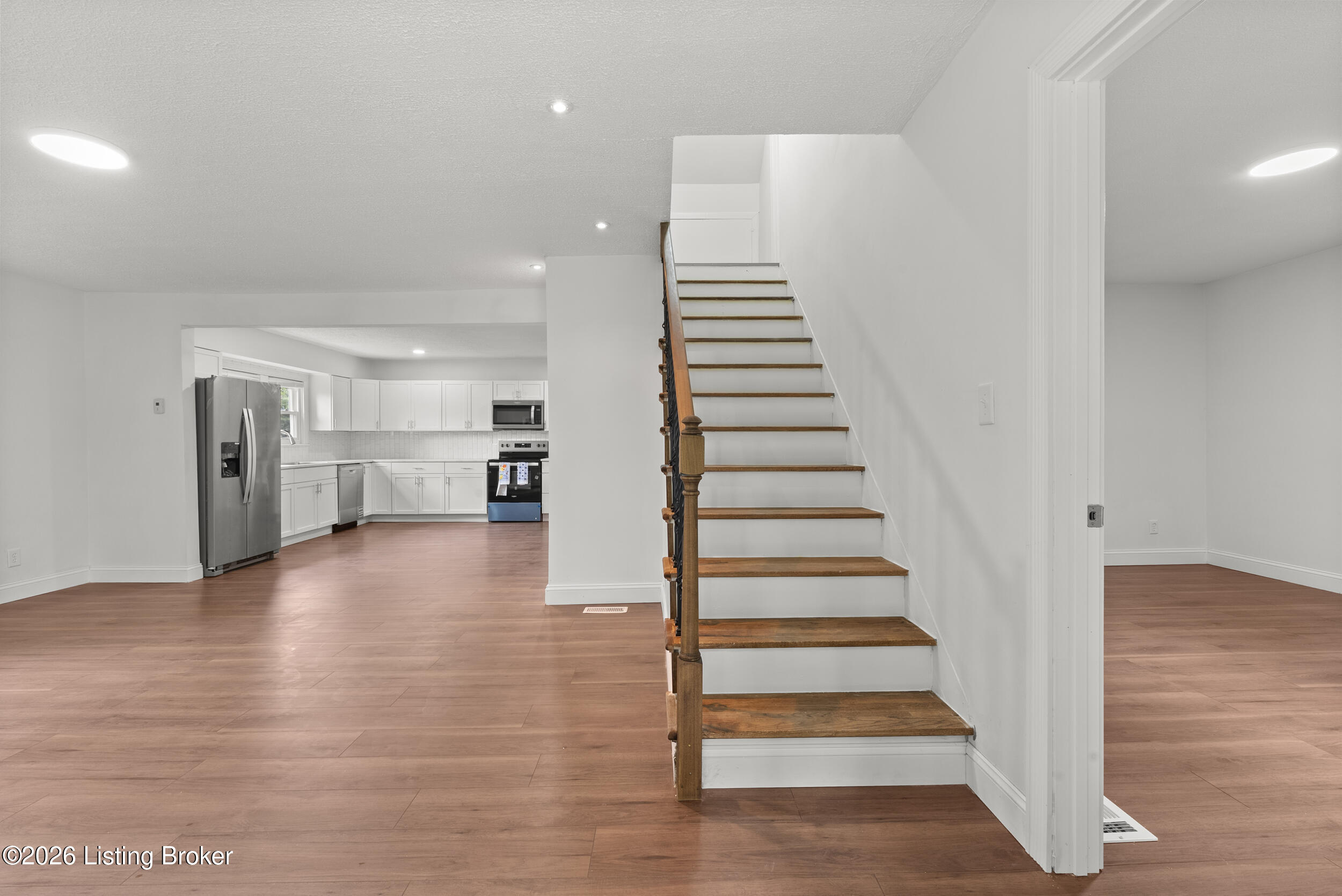 8809 Maple Rd