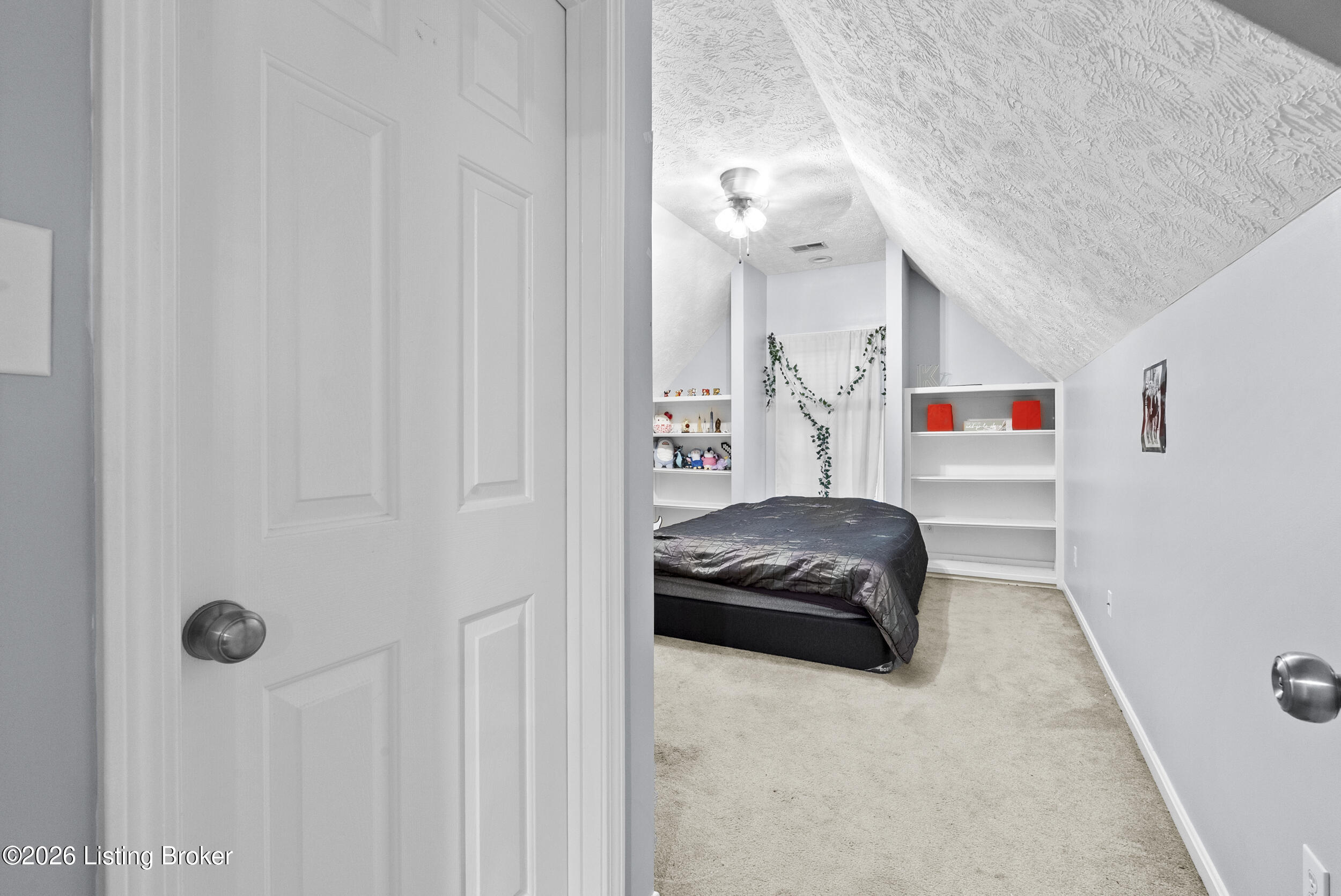 10711 Marceitta Ct