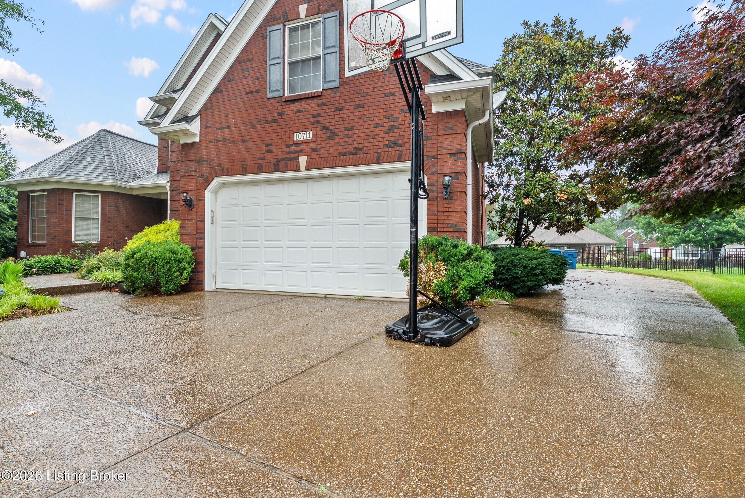 10711 Marceitta Ct