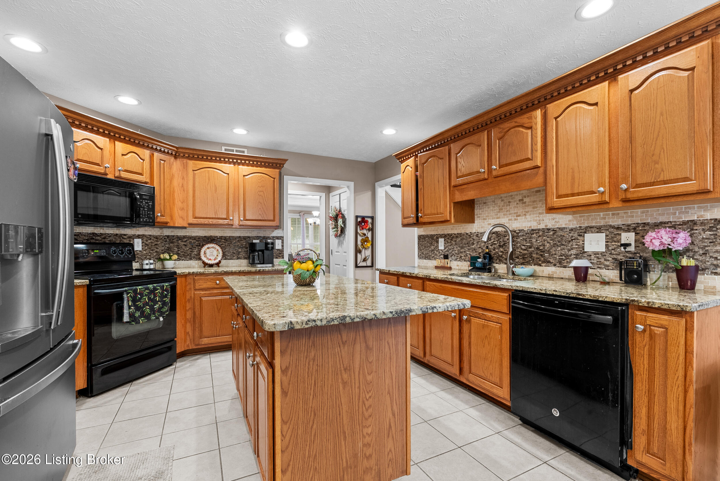 10711 Marceitta Ct