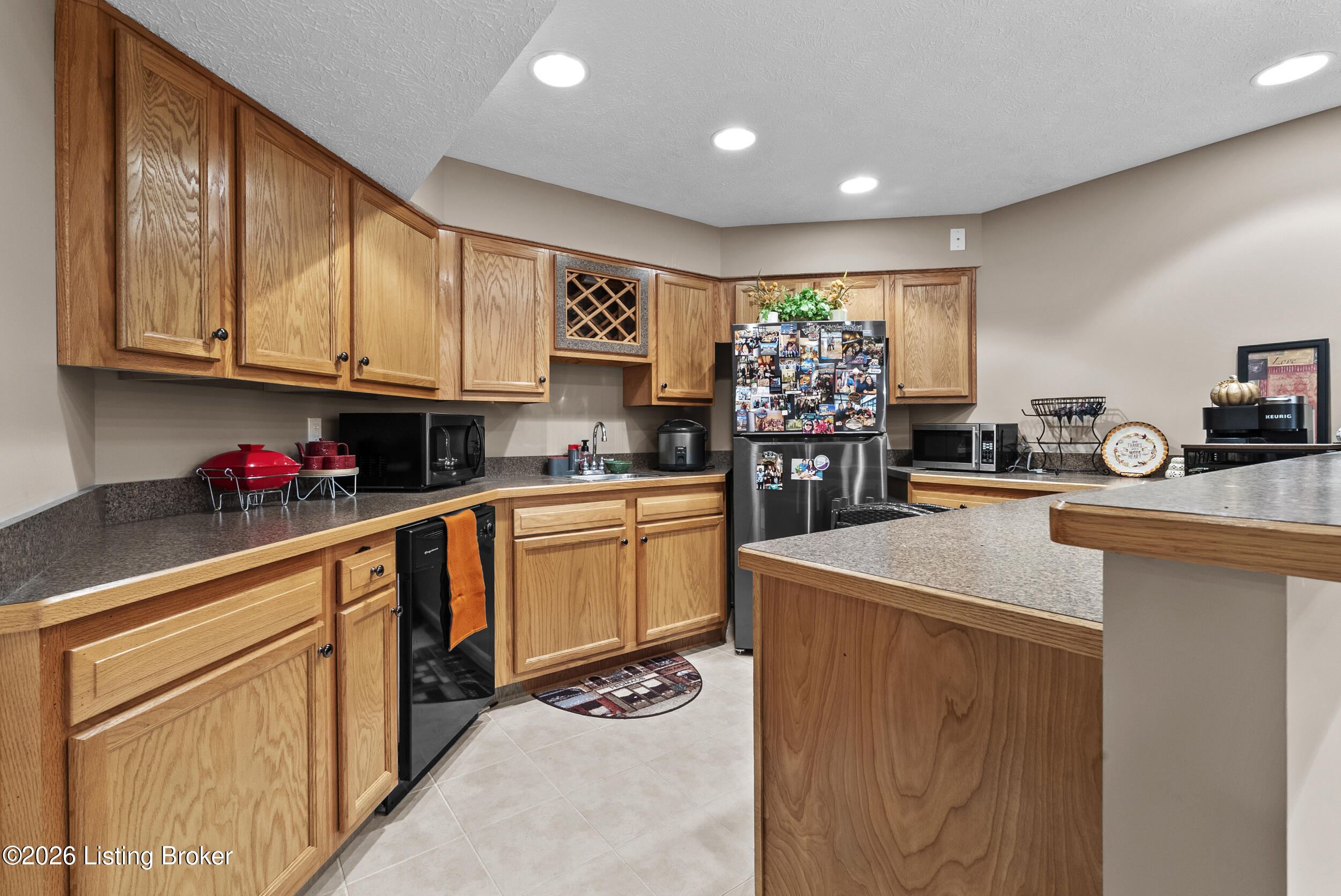 10711 Marceitta Ct