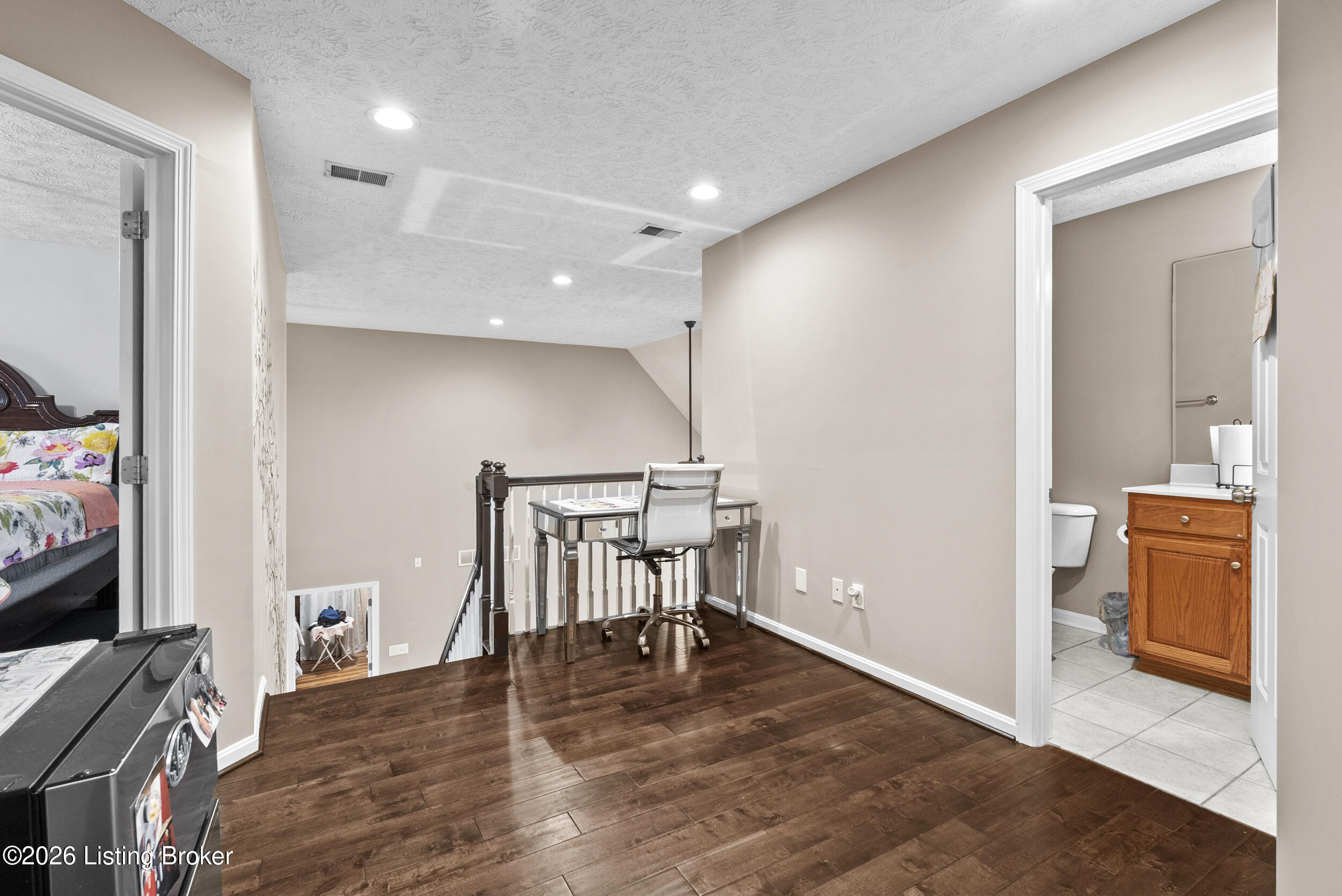 10711 Marceitta Ct