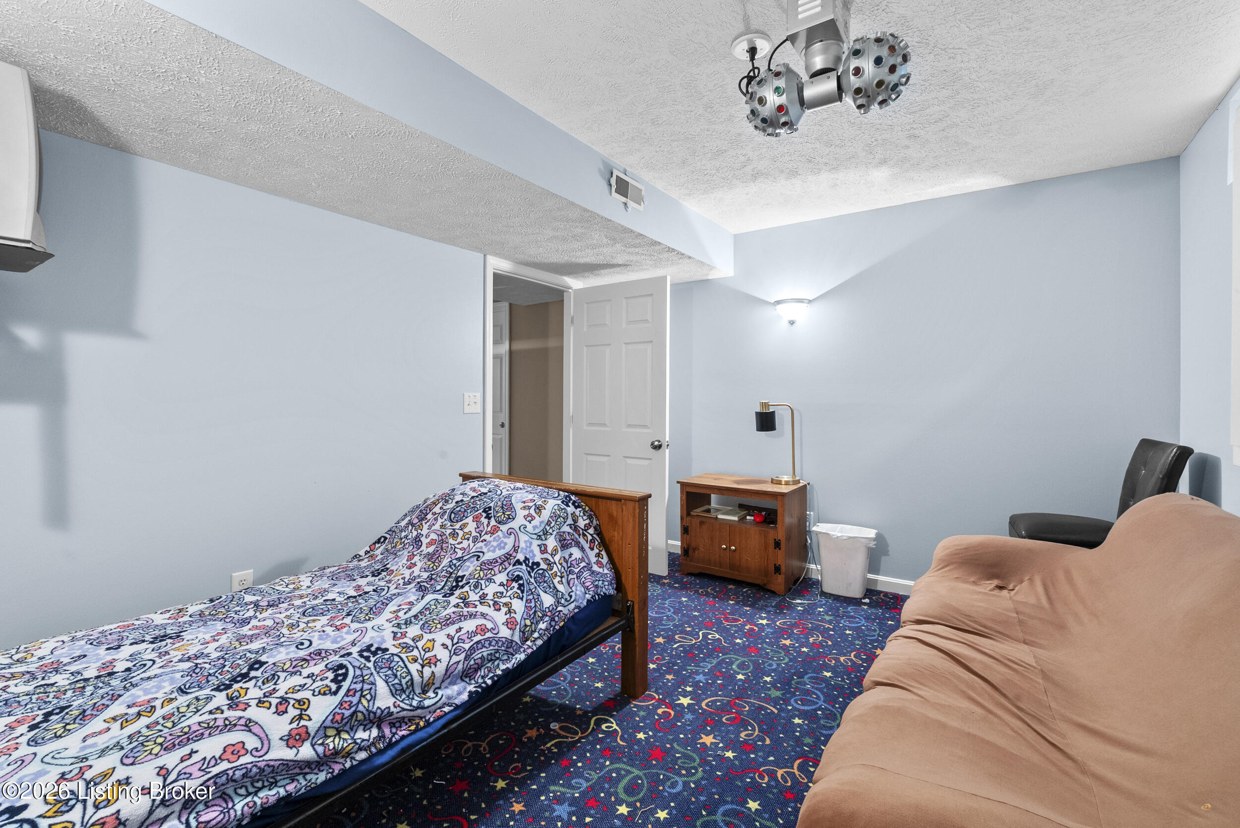 10711 Marceitta Ct