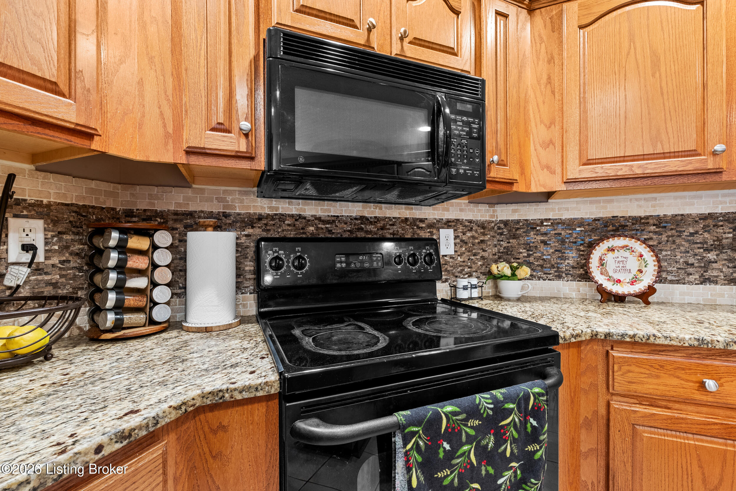 10711 Marceitta Ct