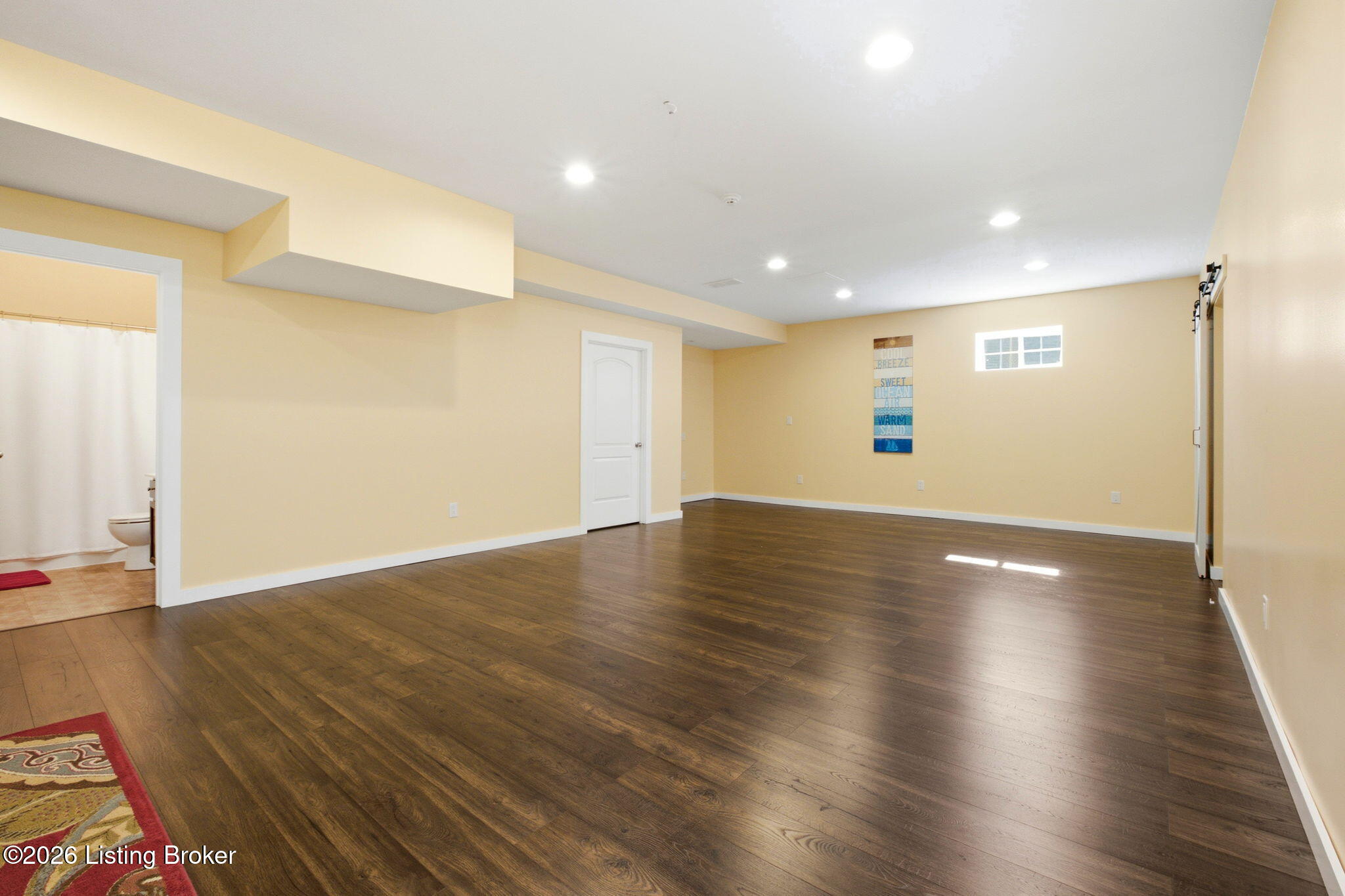 421 Golden Wing Rd