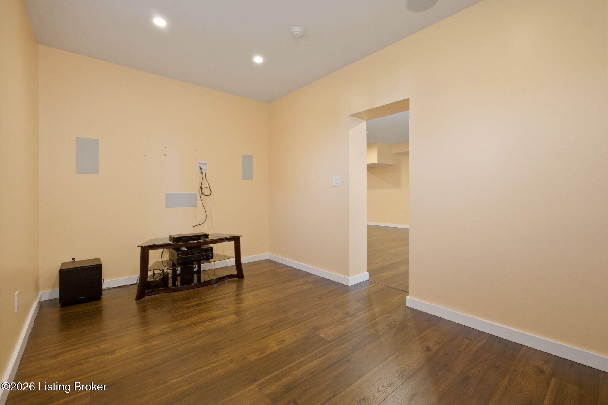 421 Golden Wing Rd