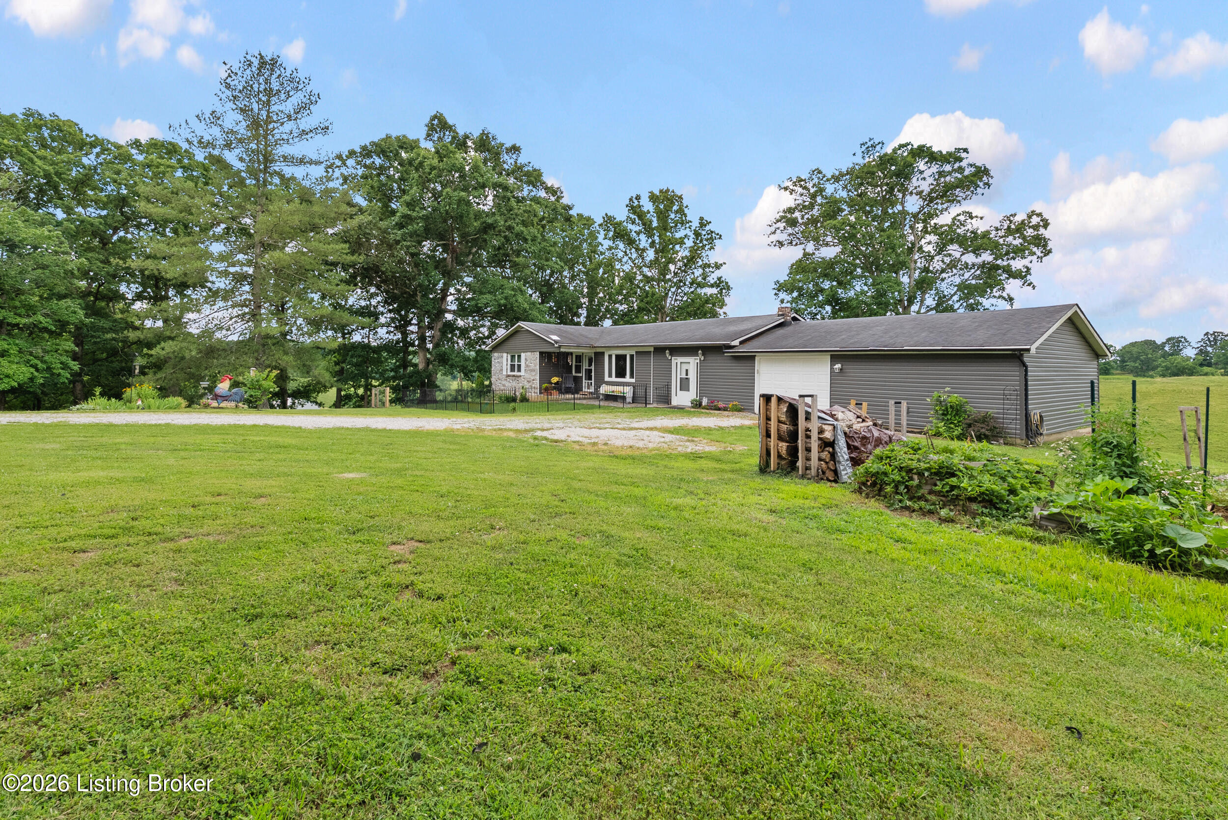 1012 Palmer Rd