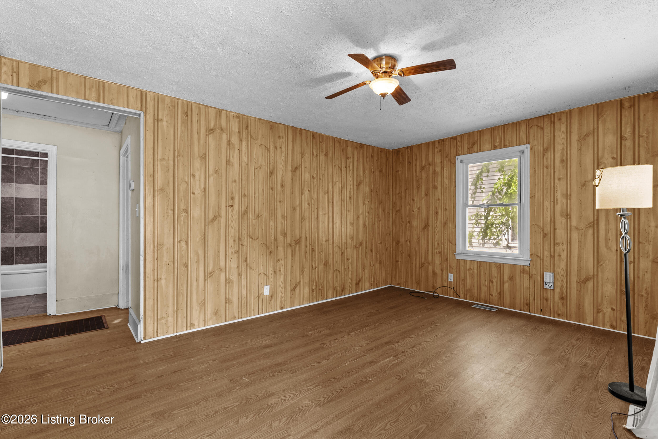 3431 Glendale Ave