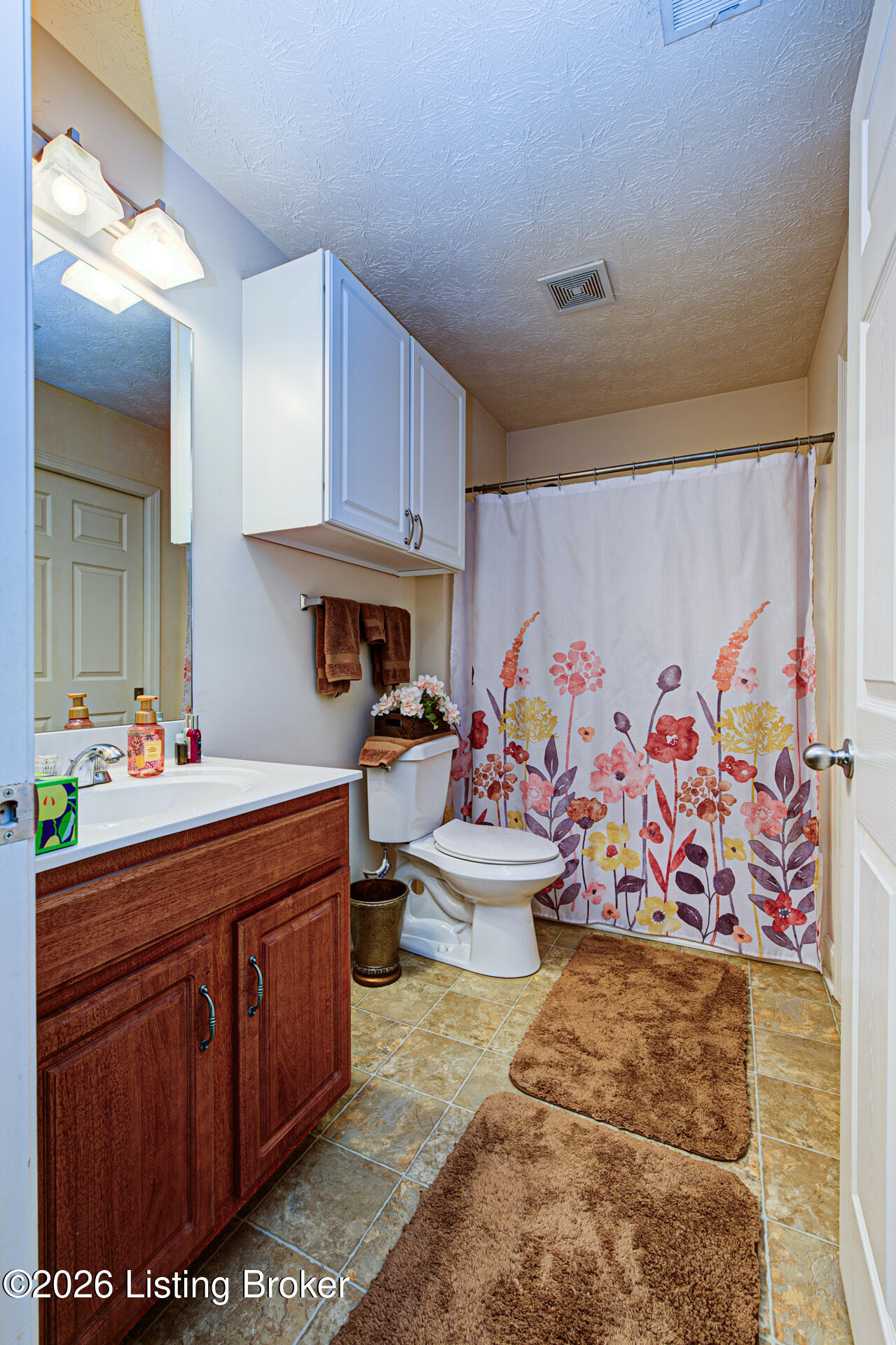 7102 Emily Ann Ln