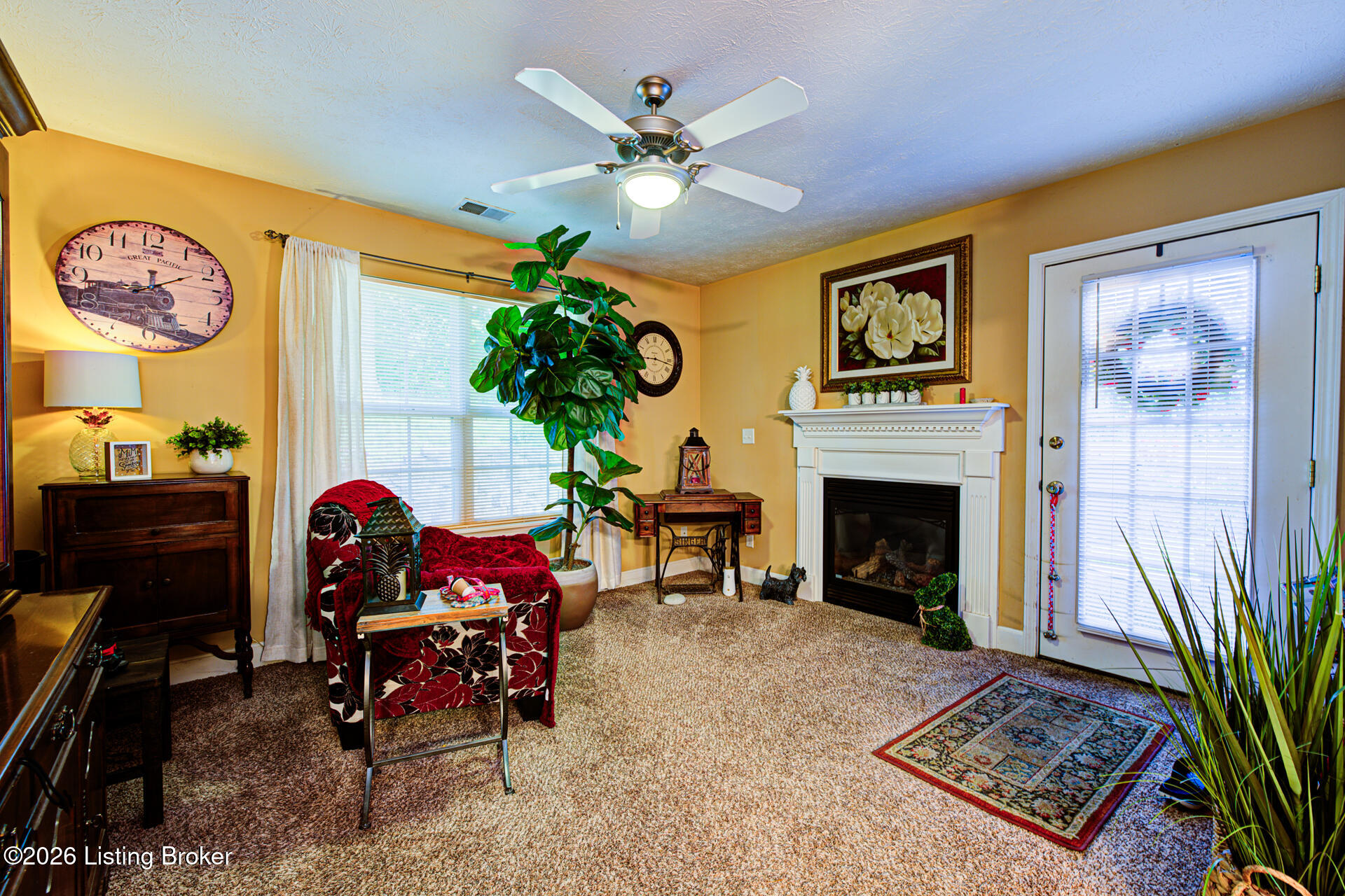 7102 Emily Ann Ln