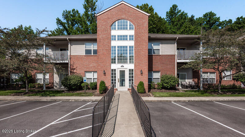 9208 Hawthorne Pointe Dr 102