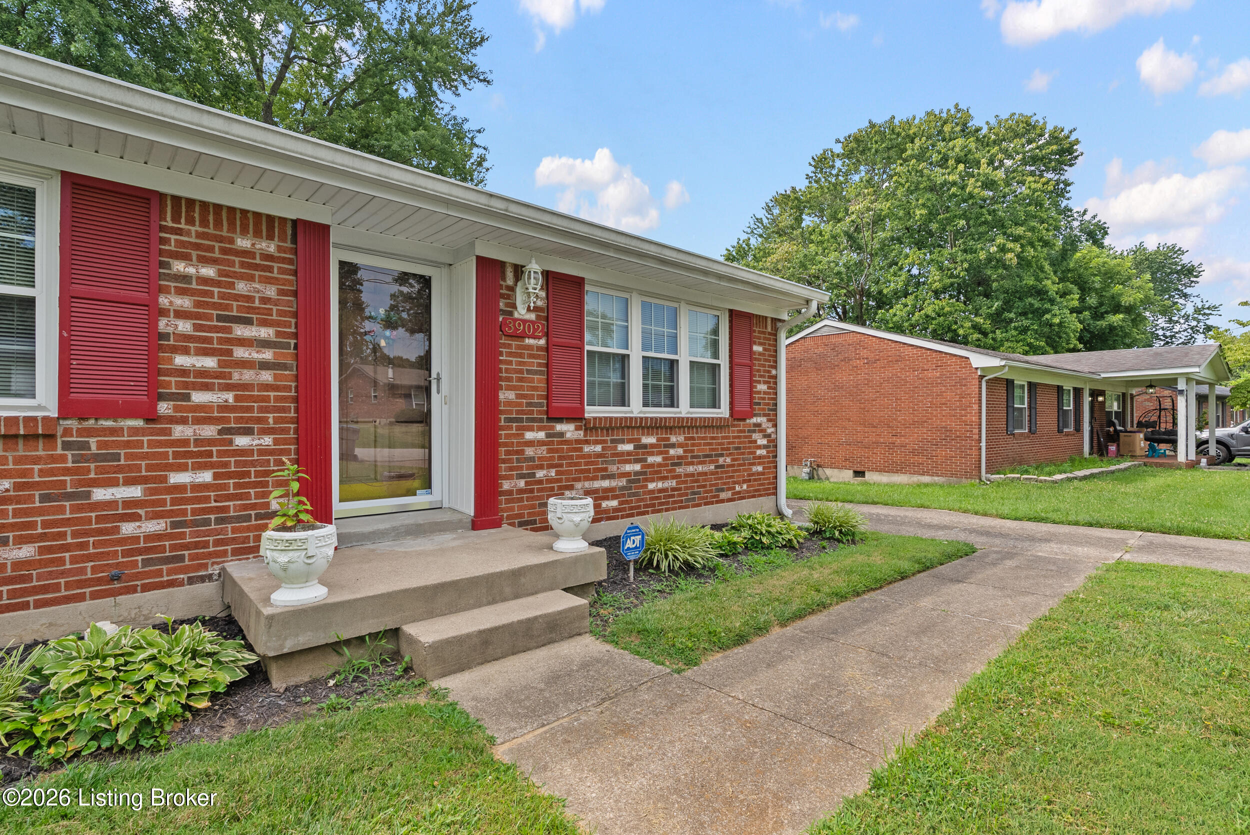 3902 Iron Horse Way