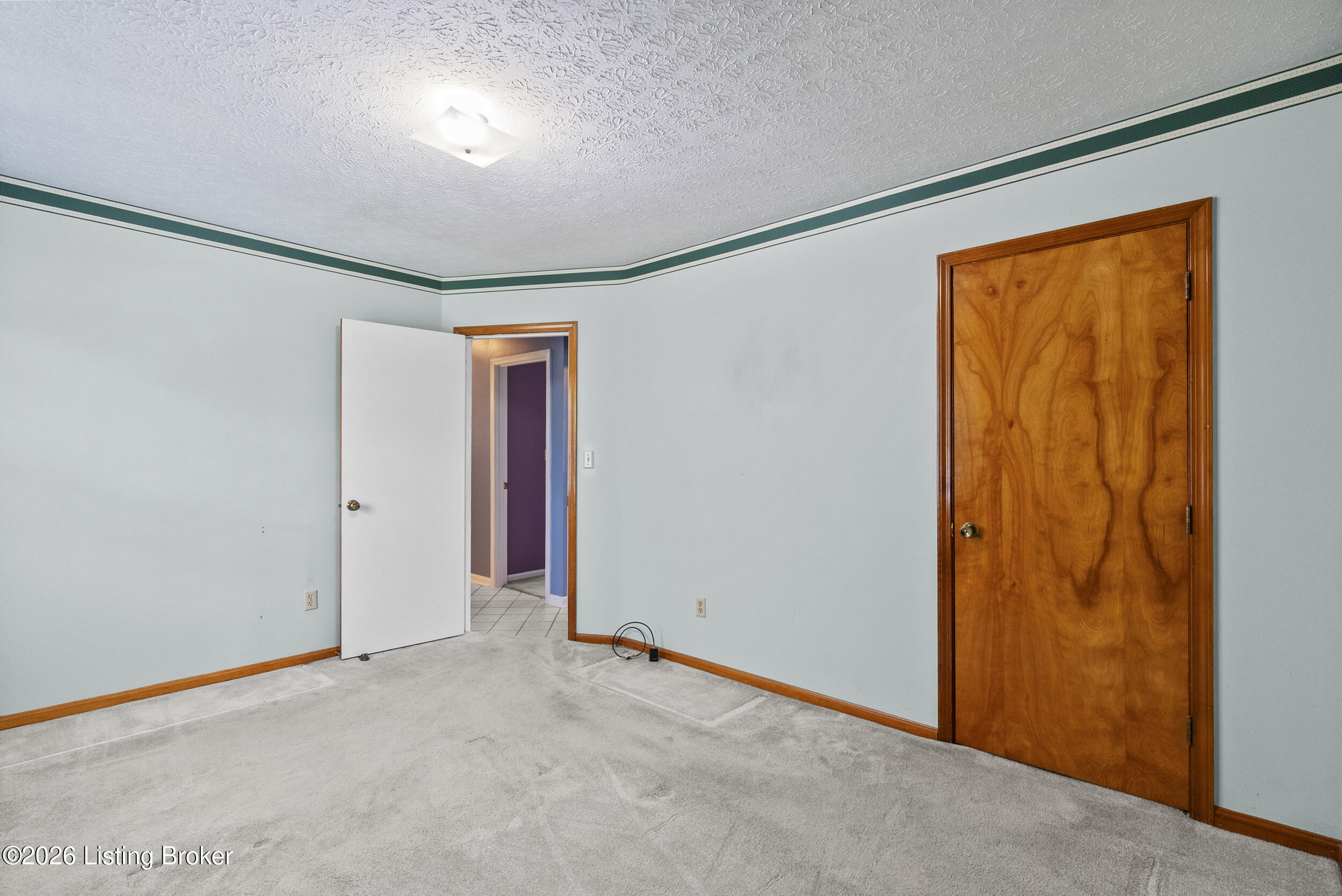 3902 Iron Horse Way