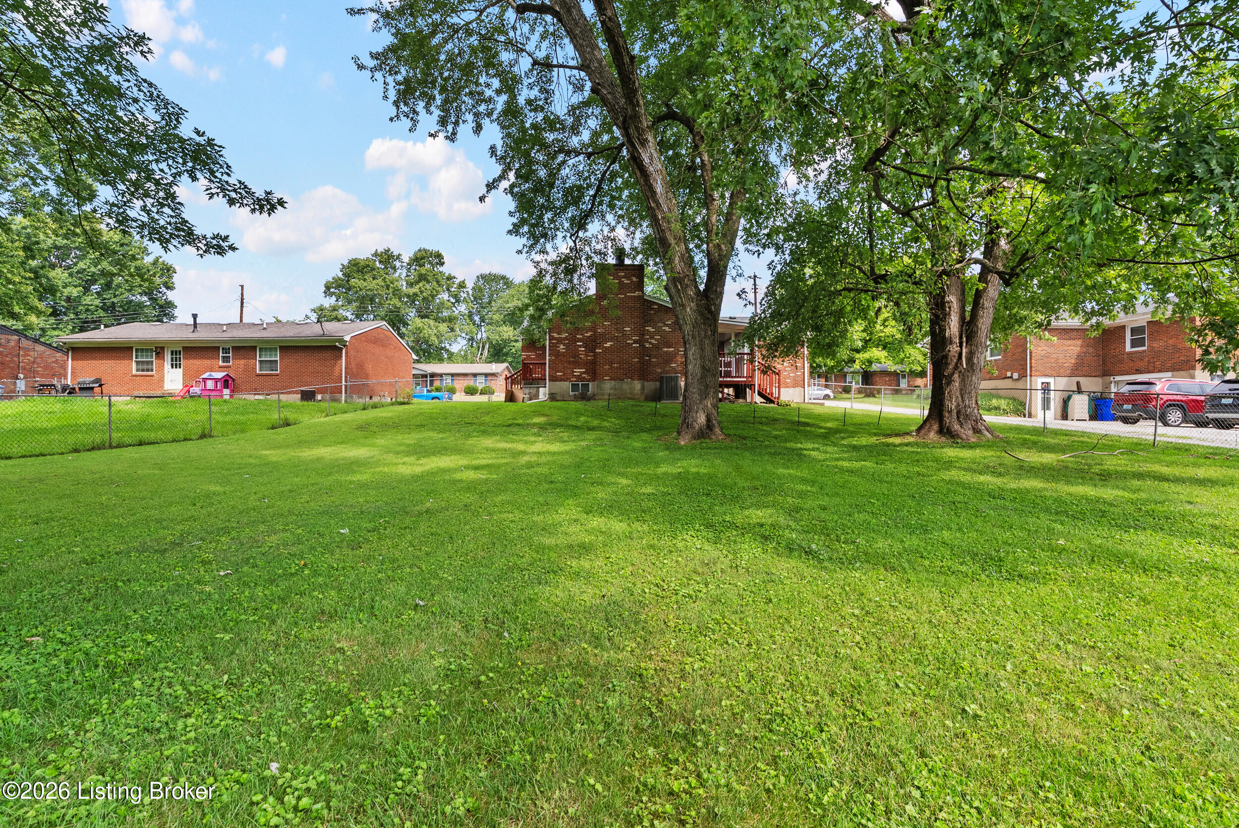 3902 Iron Horse Way