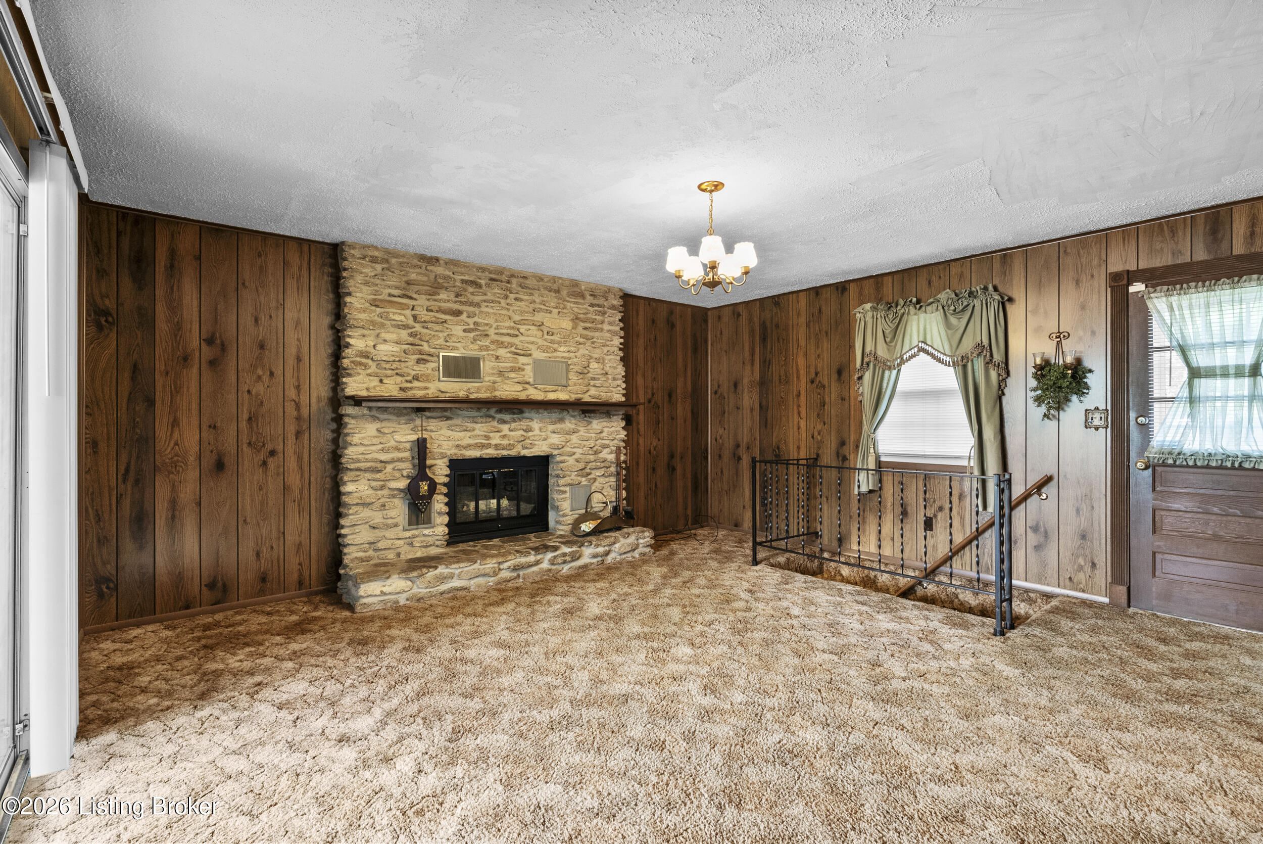 3902 Iron Horse Way