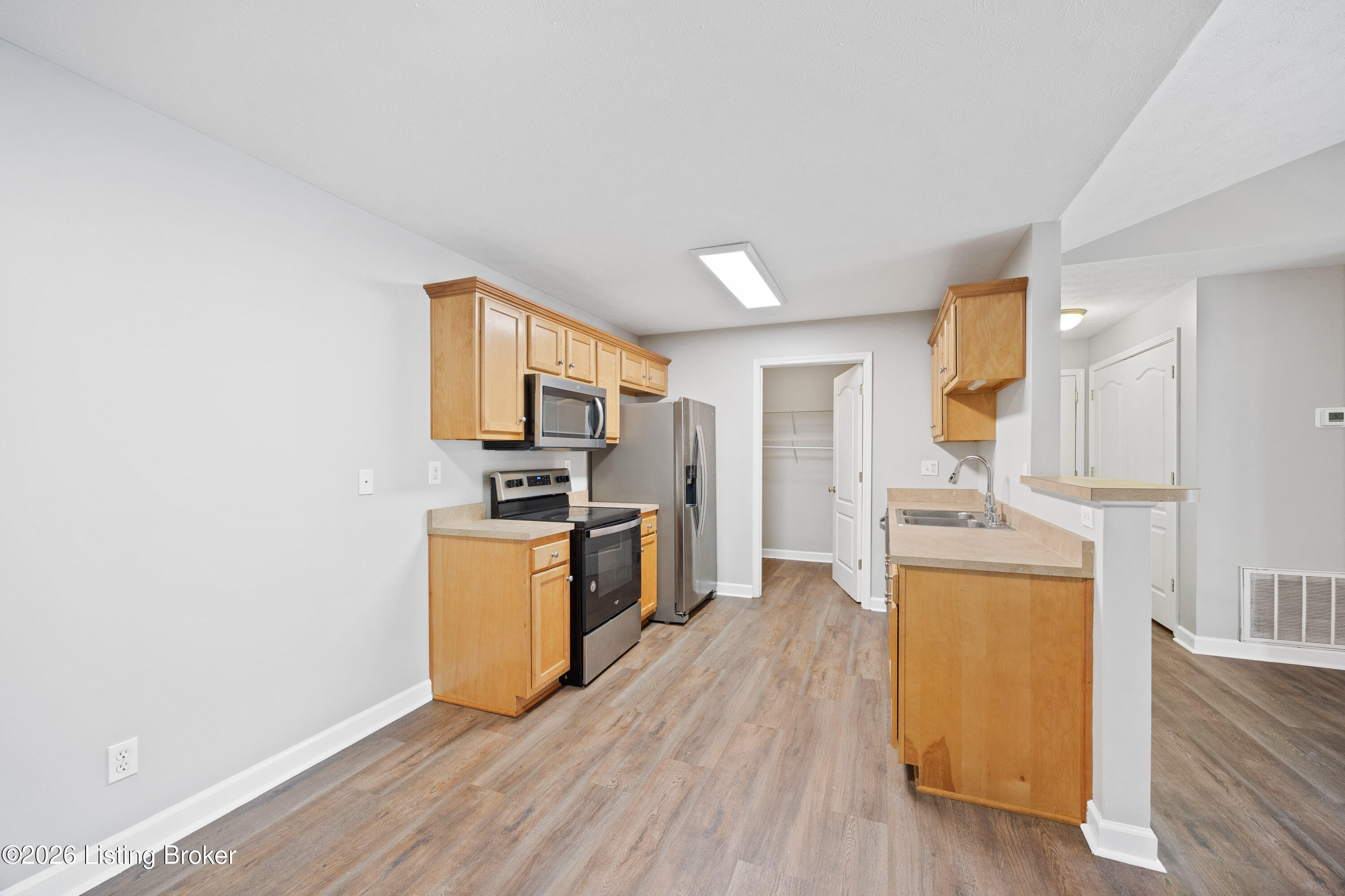 7300 Saint Andrews Woods Cir 203