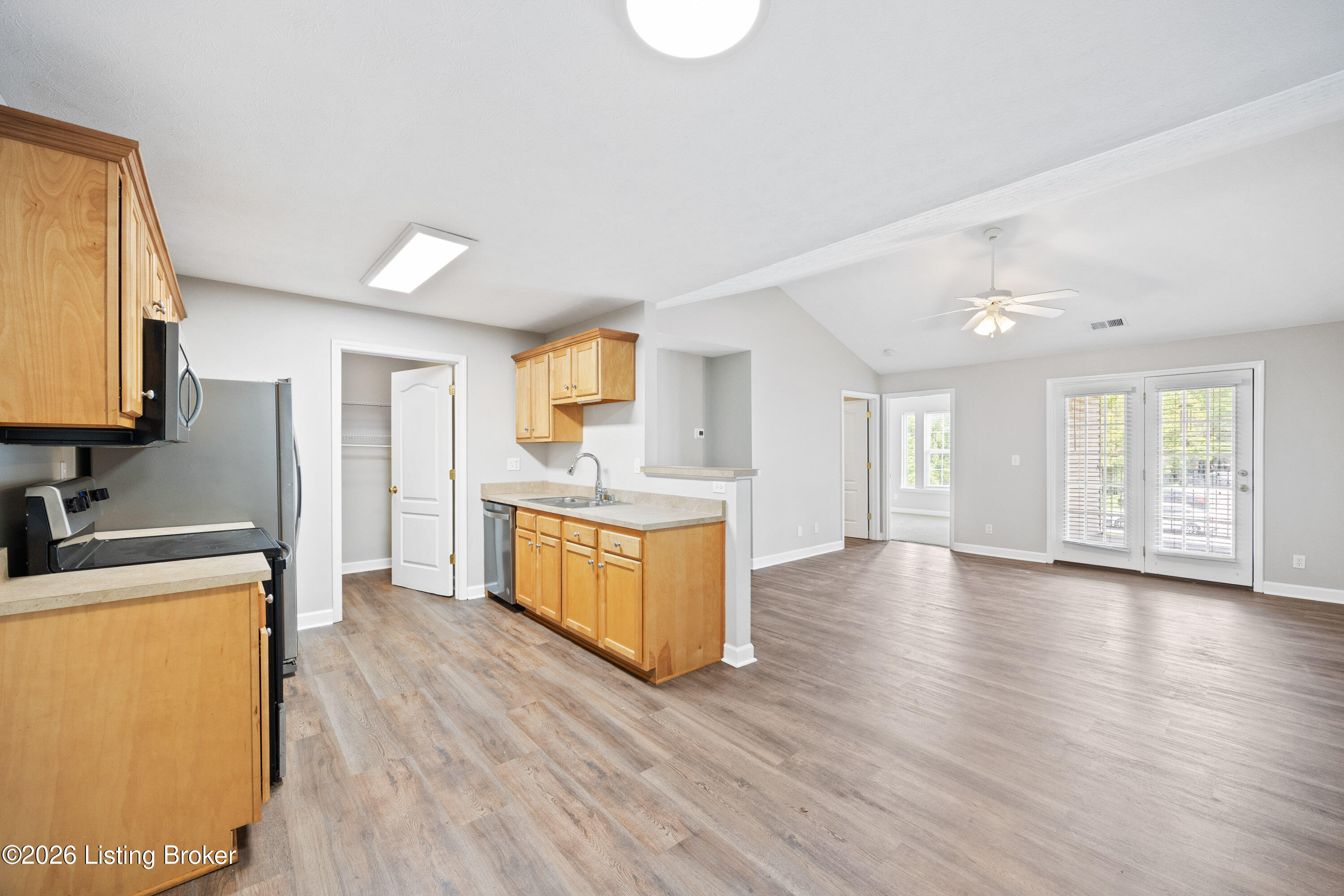 7300 Saint Andrews Woods Cir 203
