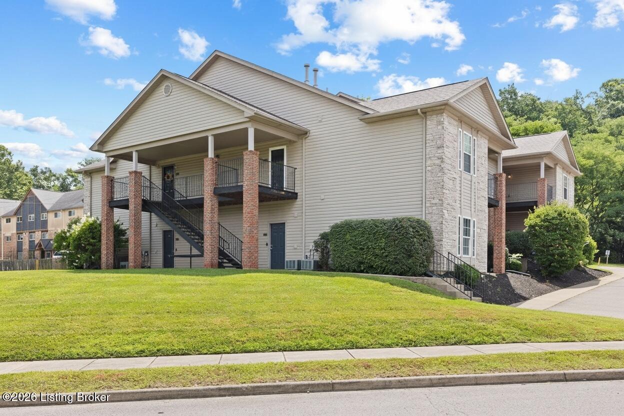 7300 Saint Andrews Woods Cir 203
