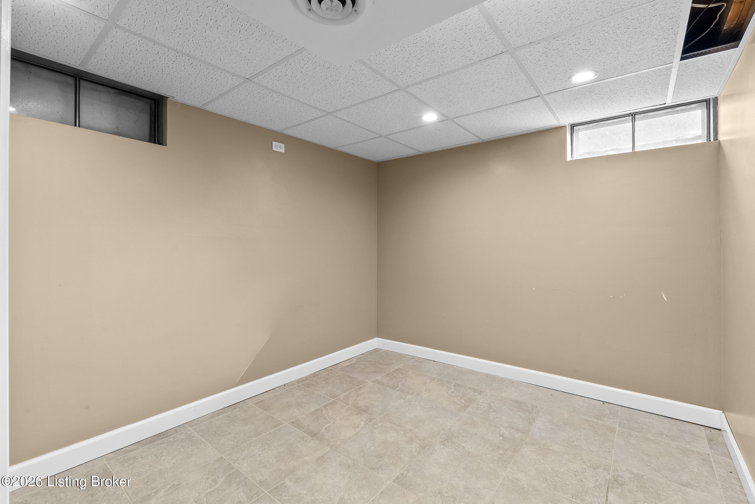 2507 Mavis Ct
