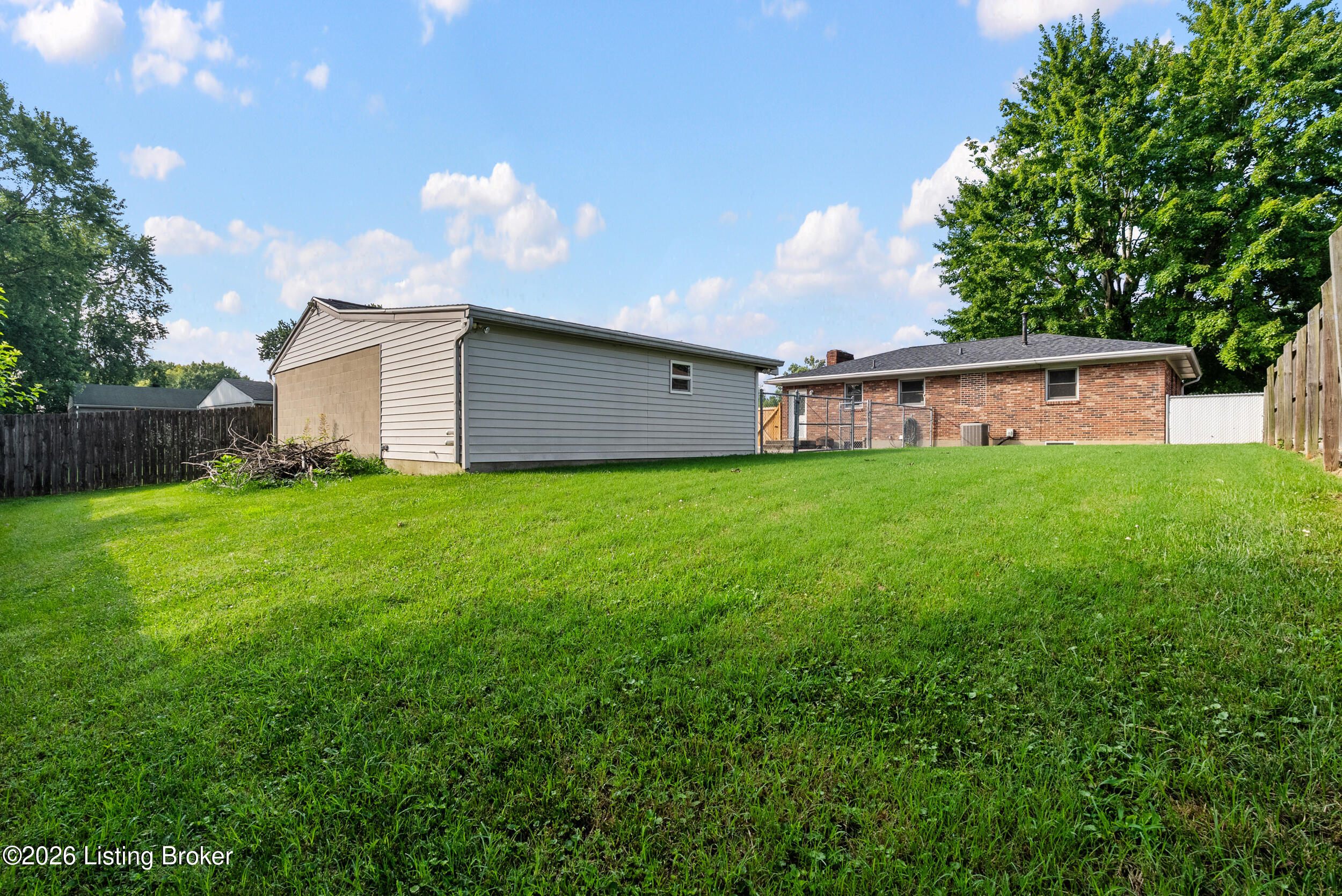 2507 Mavis Ct