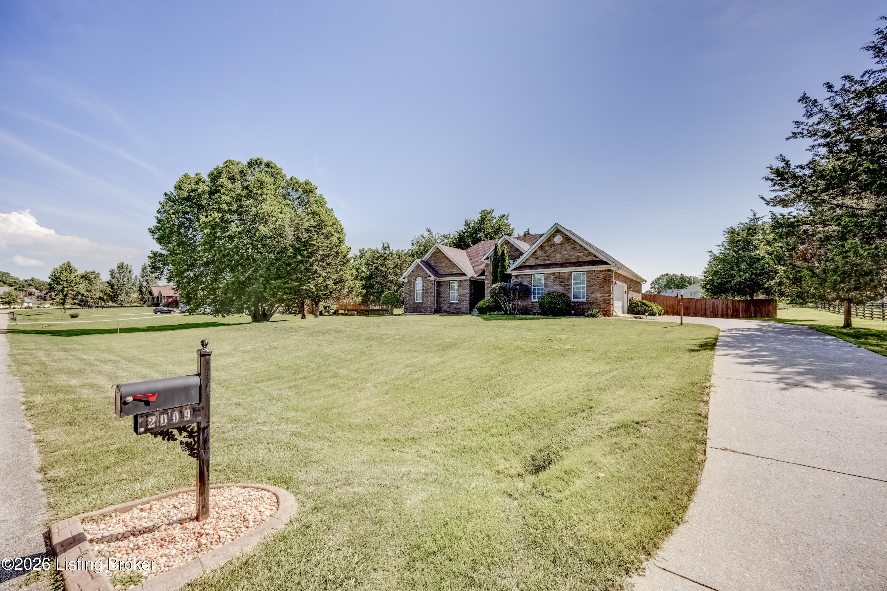 2009 Stephanie Kaye Dr