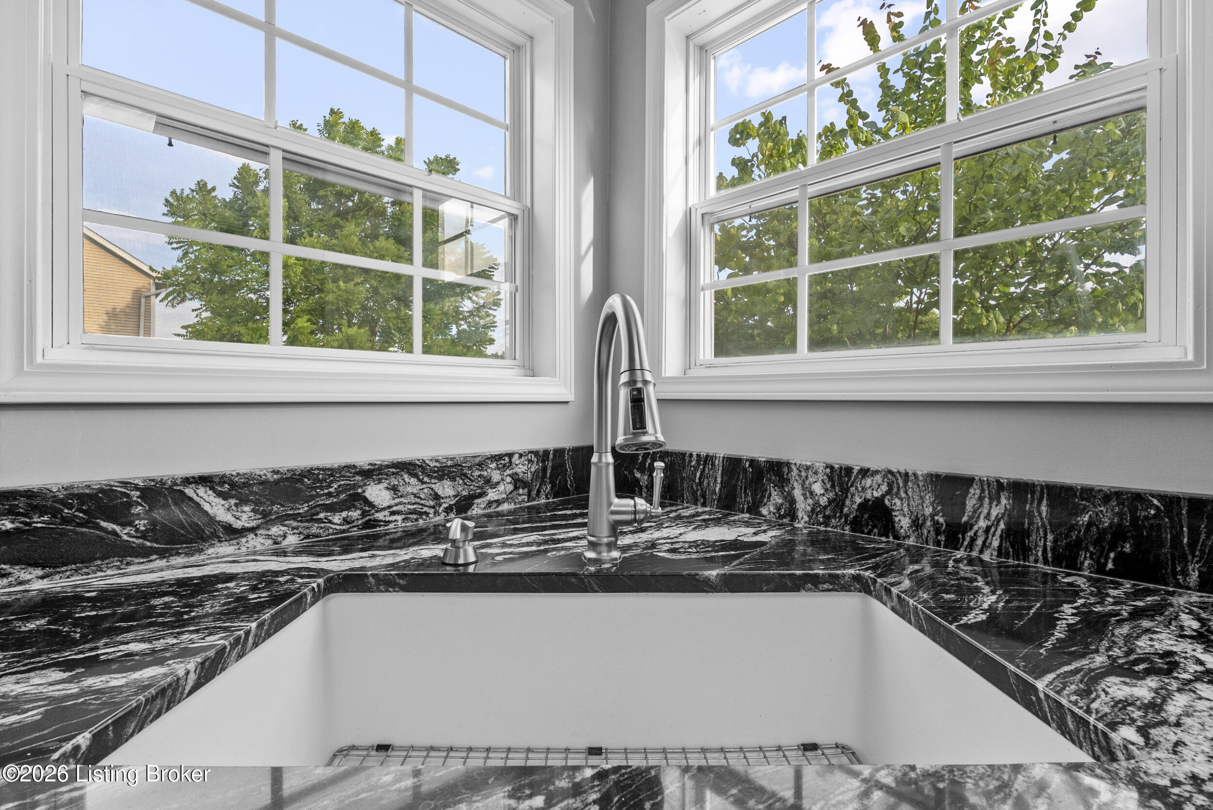 235 Helmwood Cir