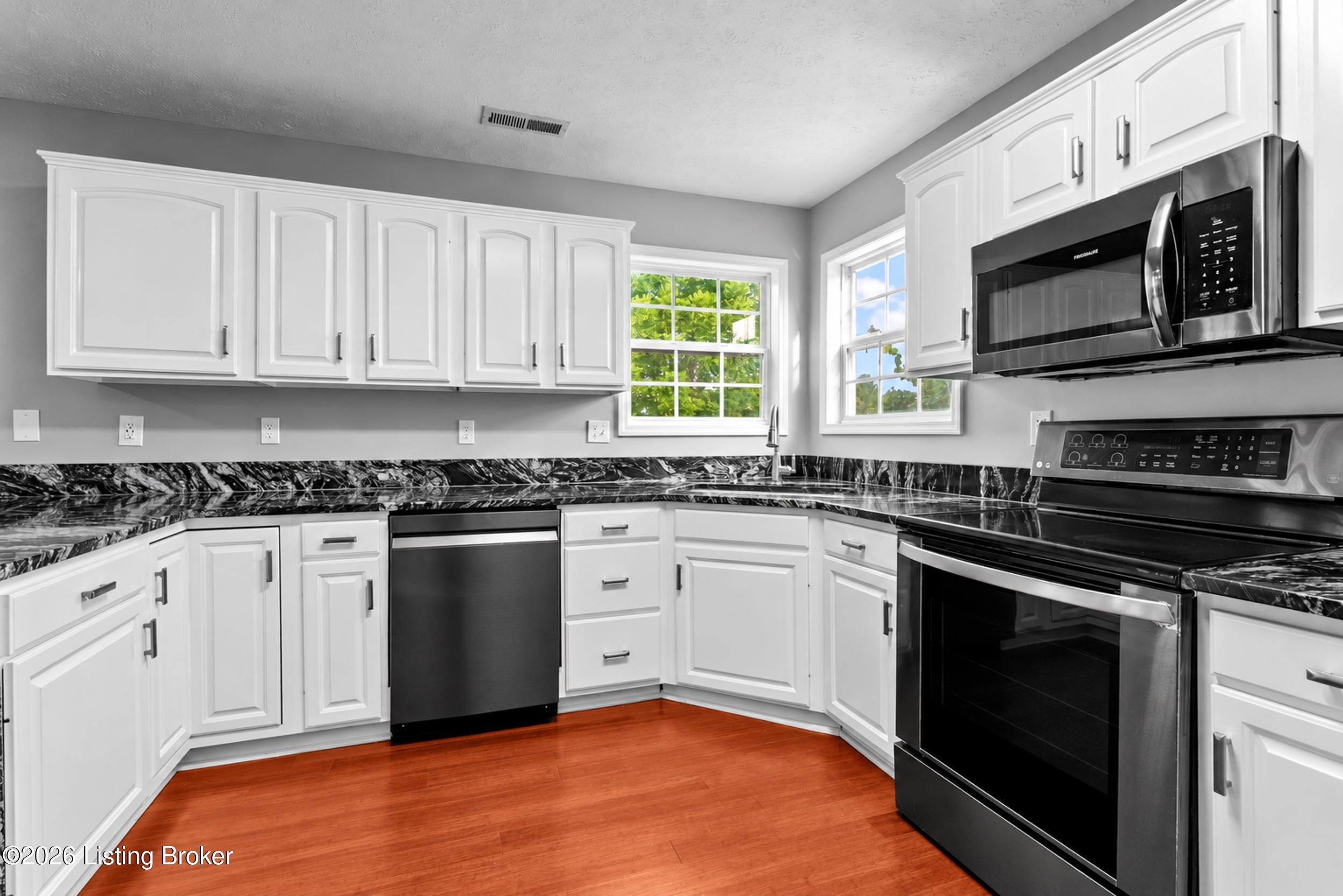 235 Helmwood Cir