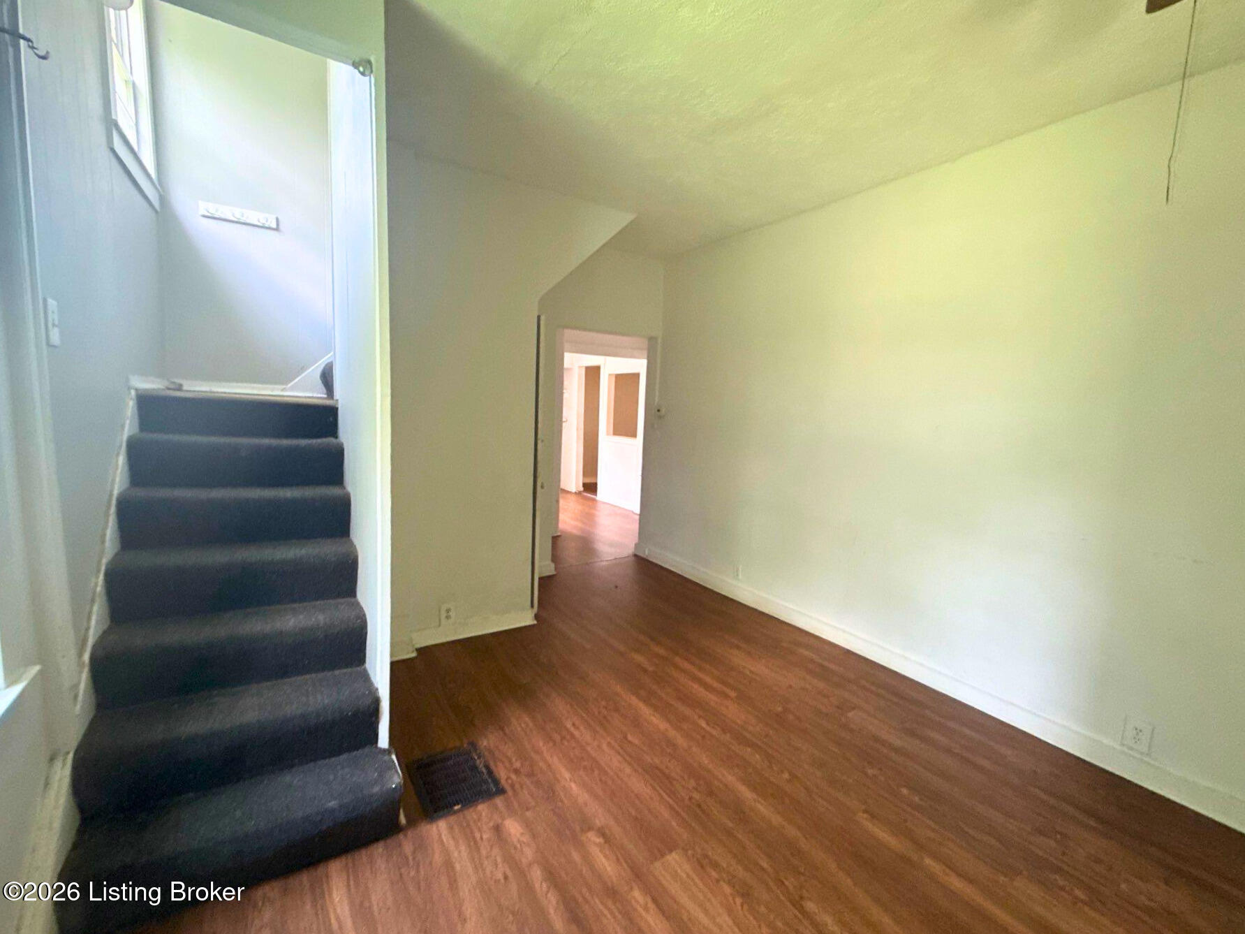 2901 Montana Ave