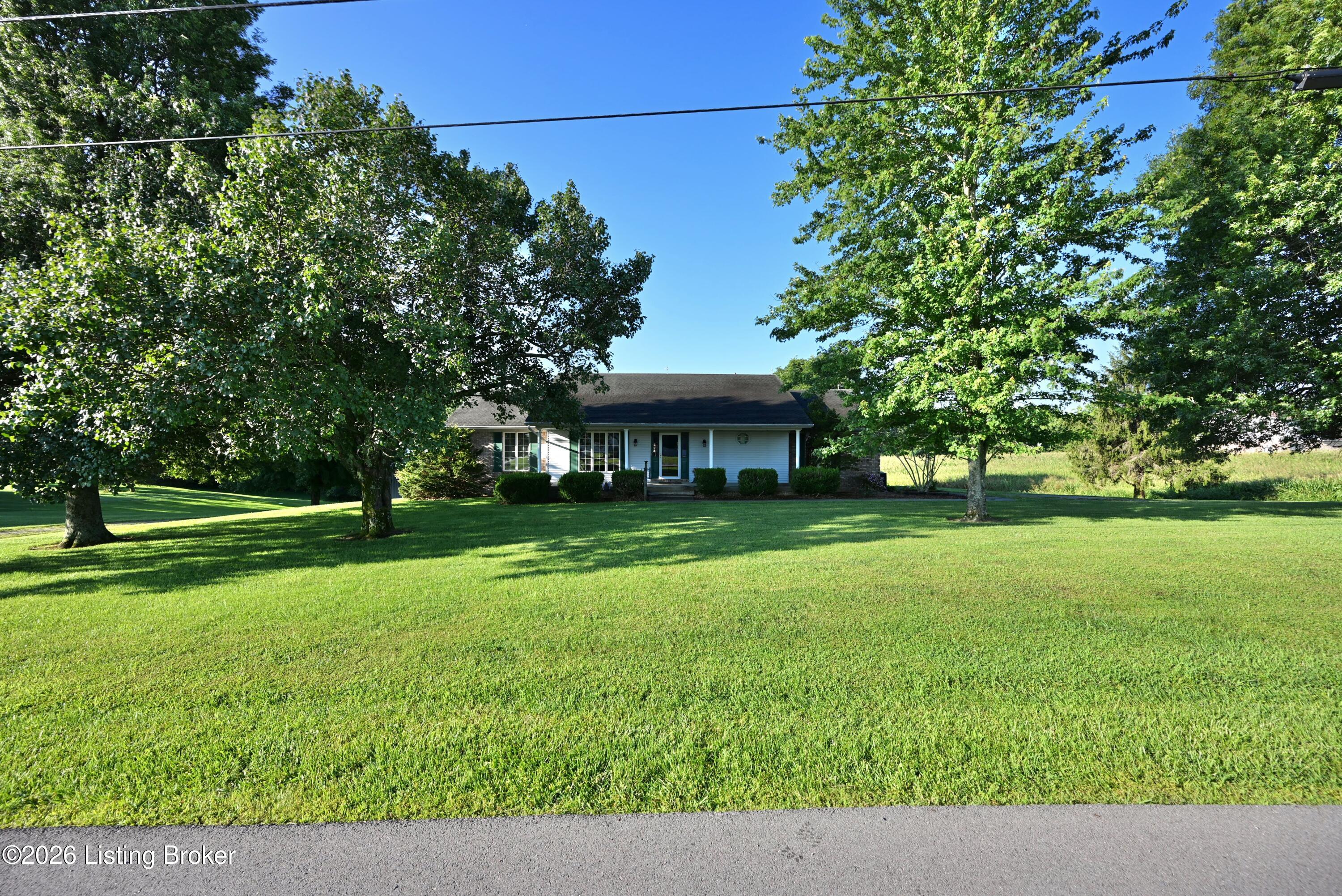 290 Hochstrasser Rd Elk Creek KY