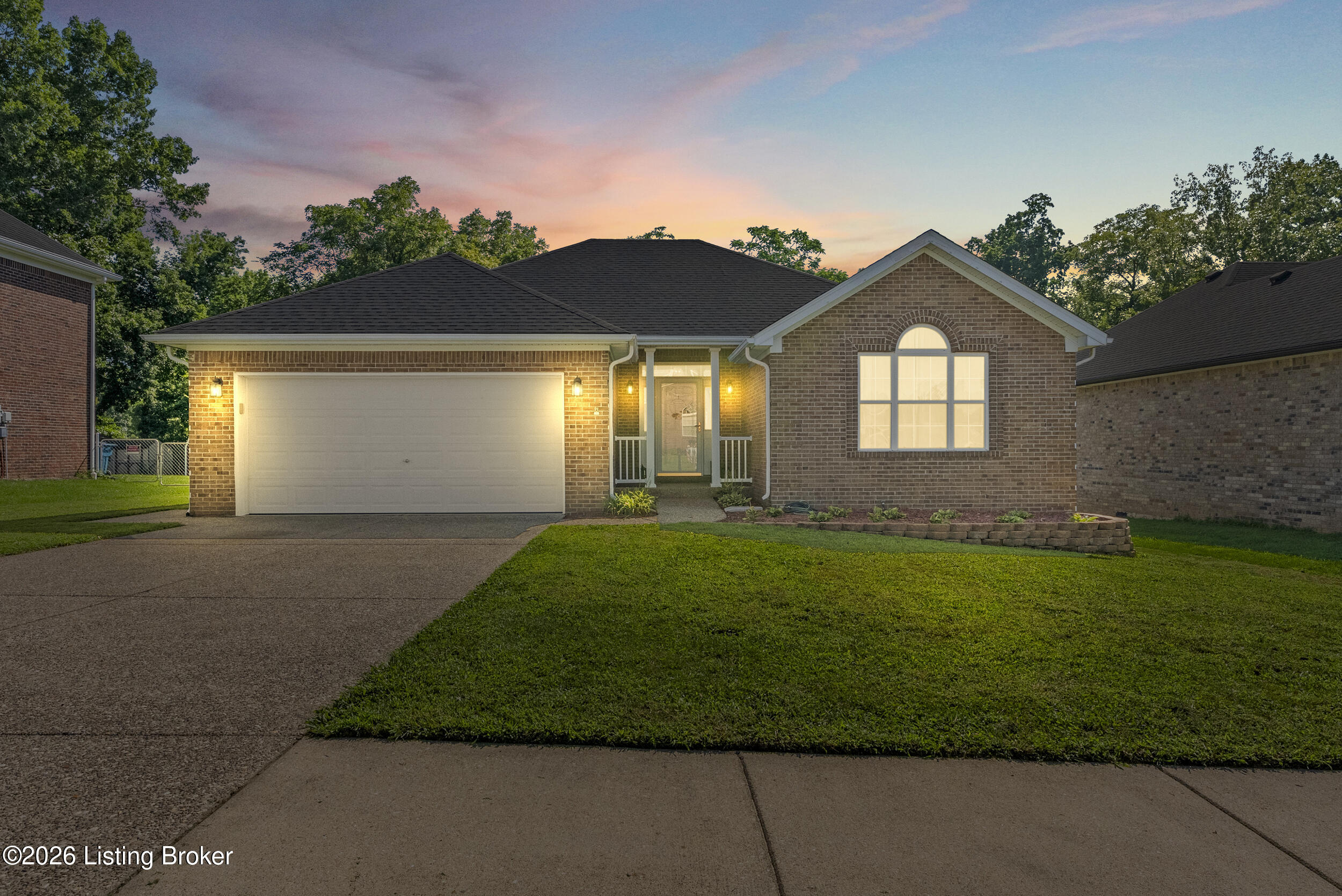 231 River Edge Dr