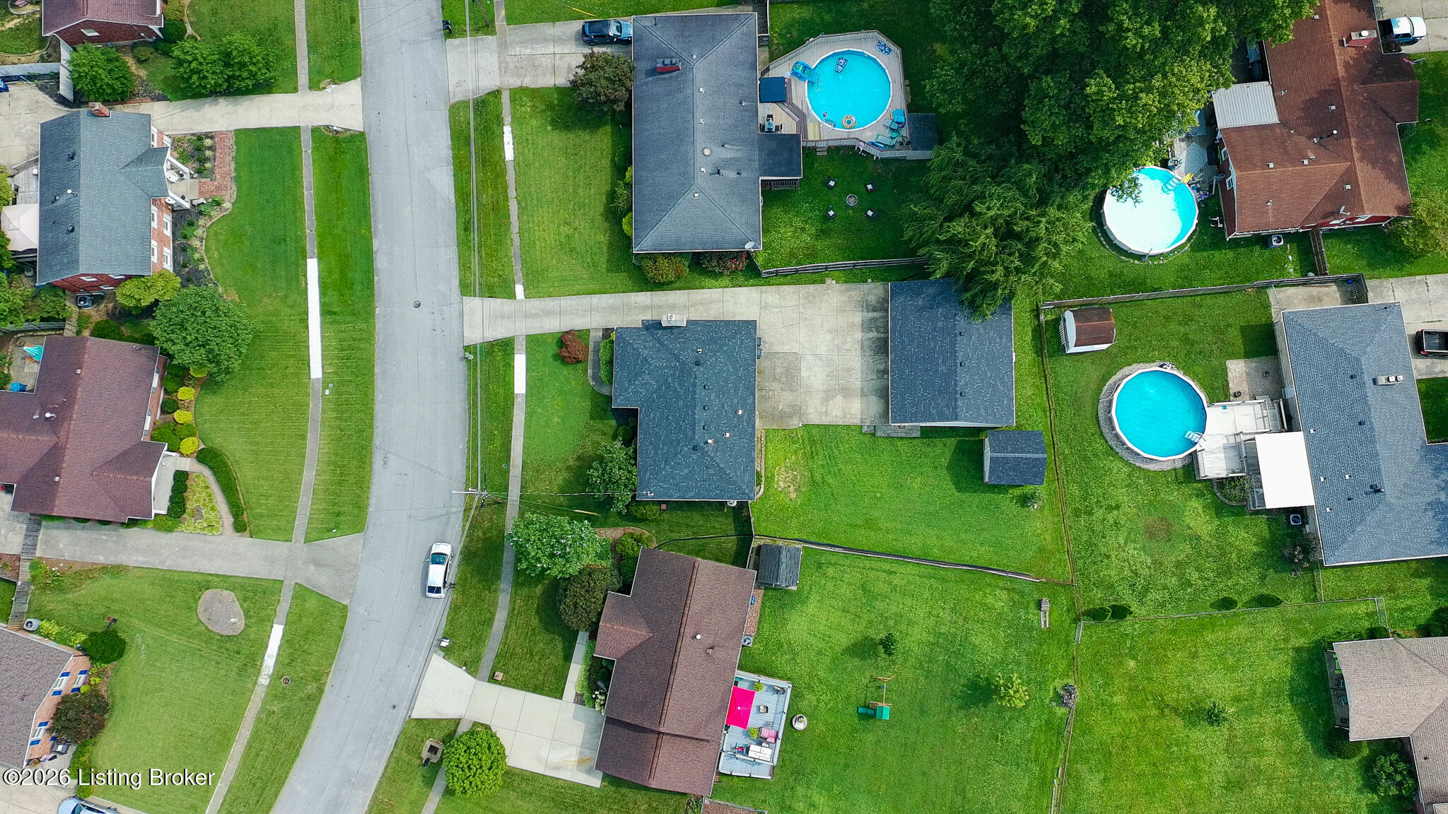 9009 Annlou Dr