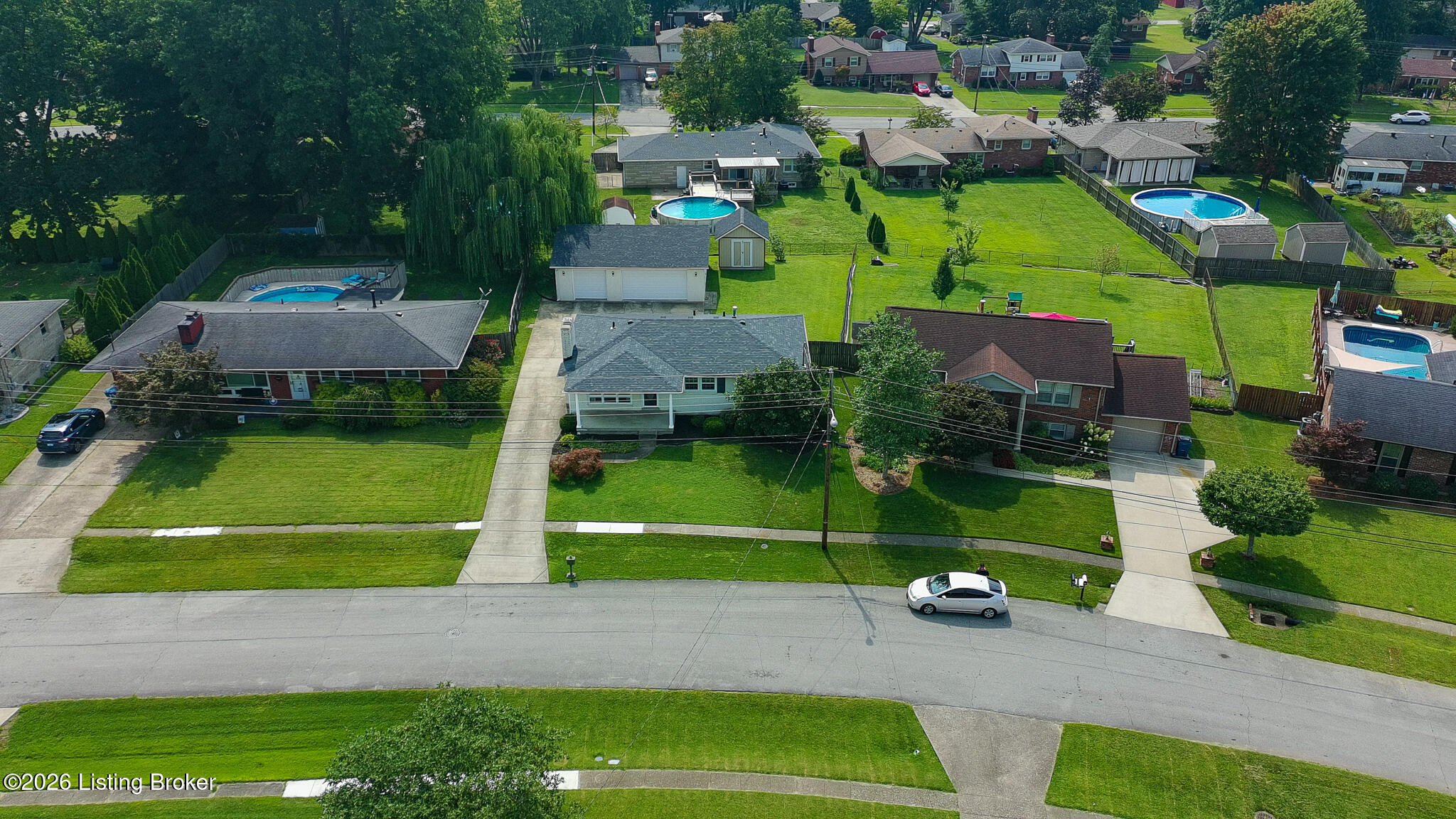 9009 Annlou Dr