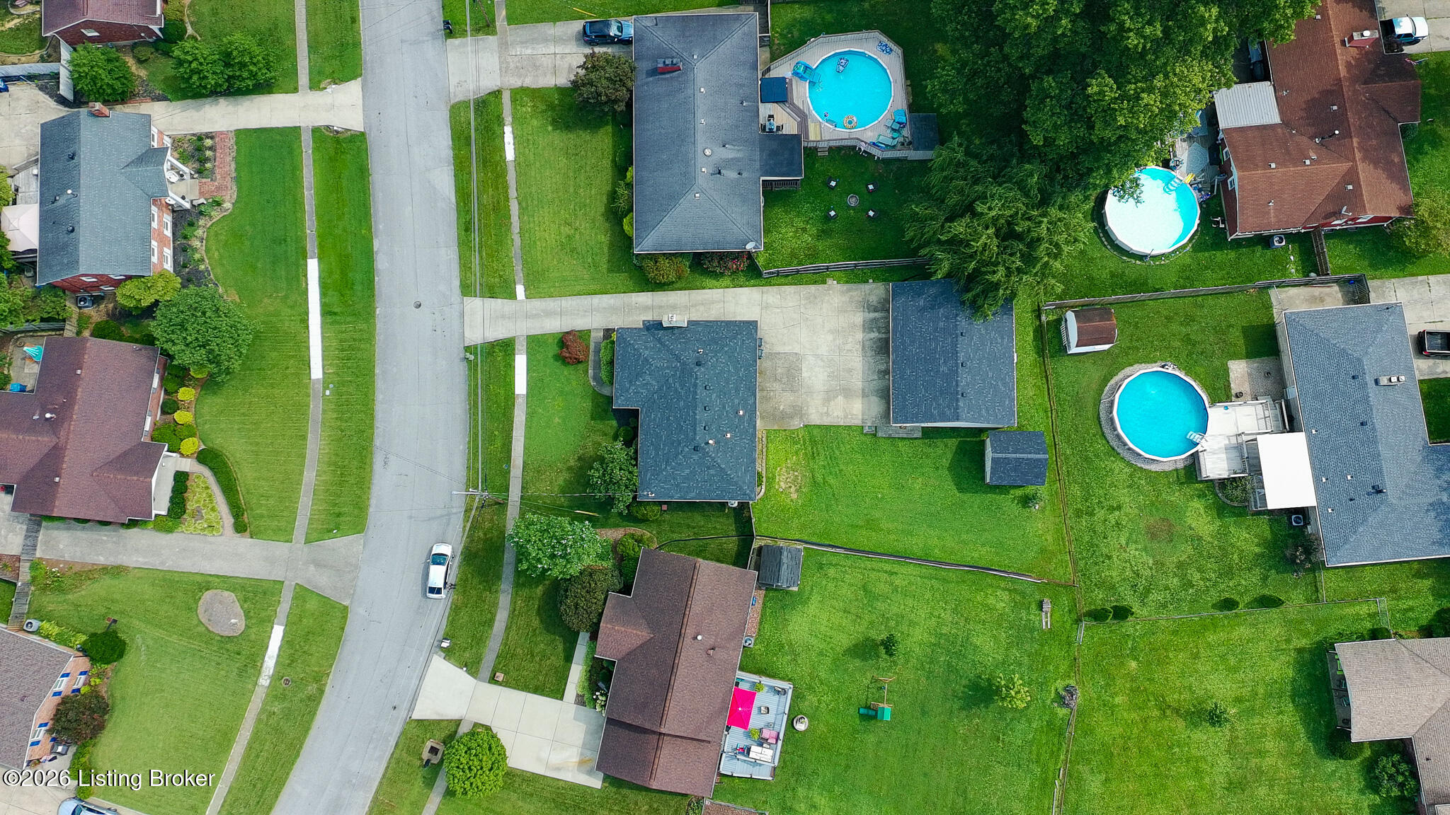 9009 Annlou Dr