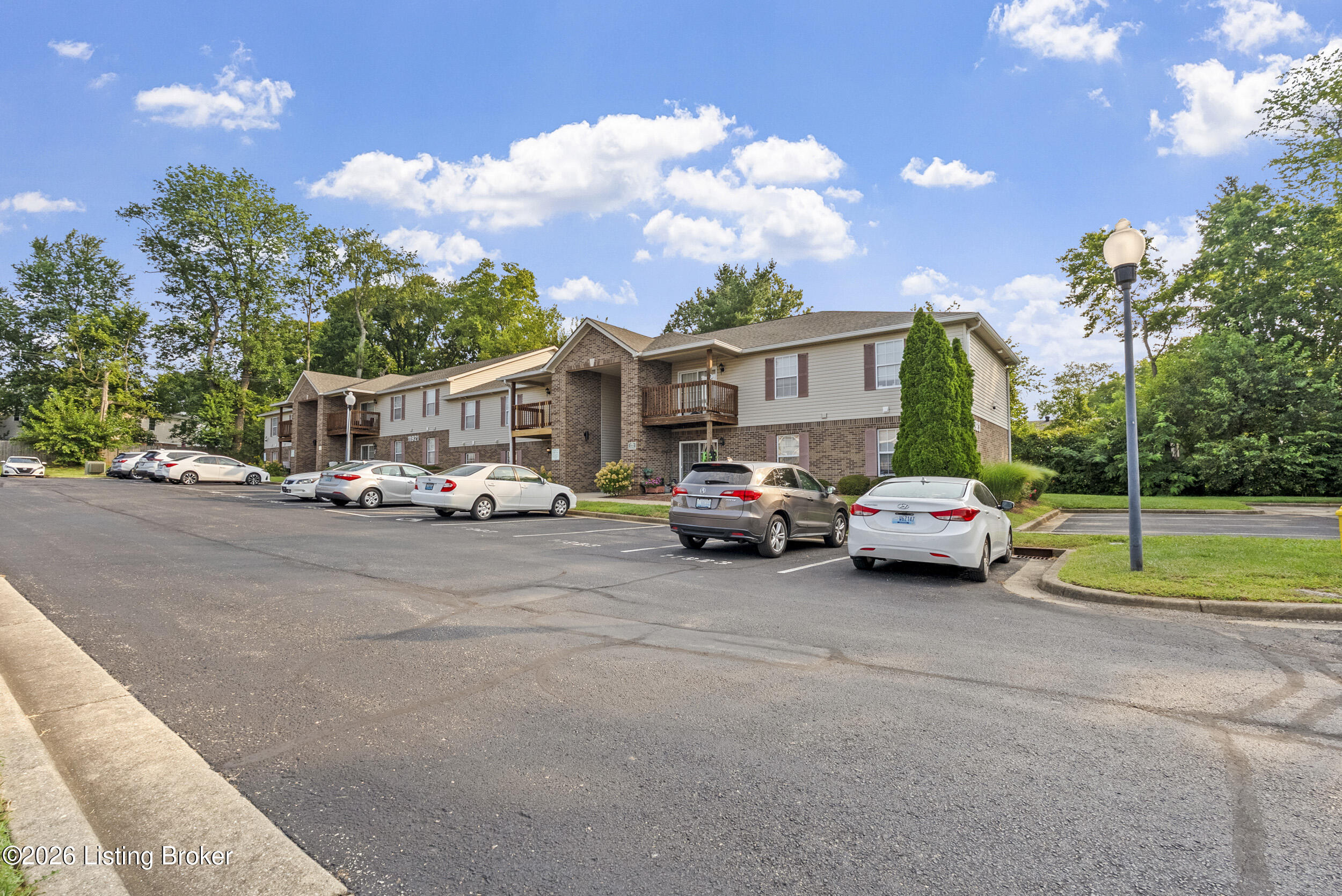 11923 N Tazwell Dr APT 1