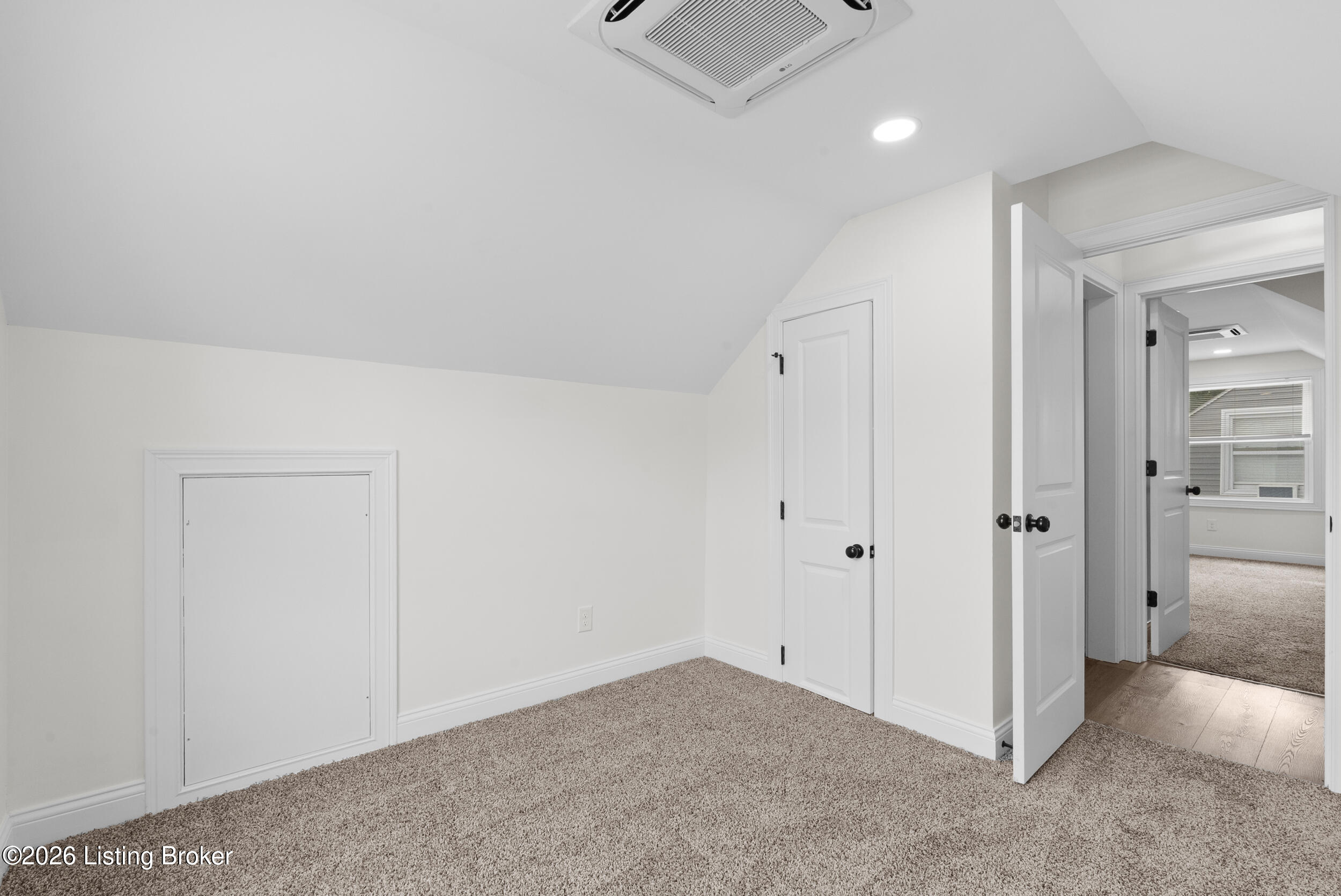 916 Fountain Ave