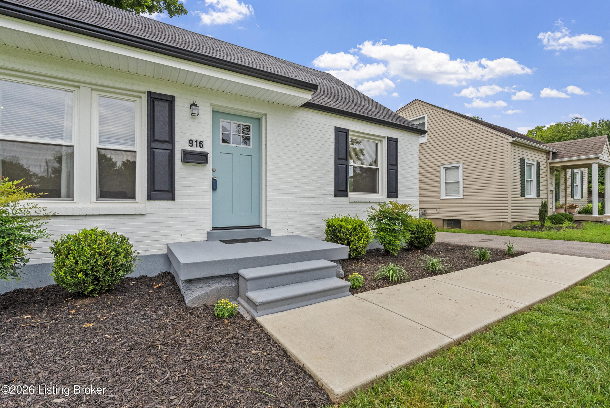 916 Fountain Ave