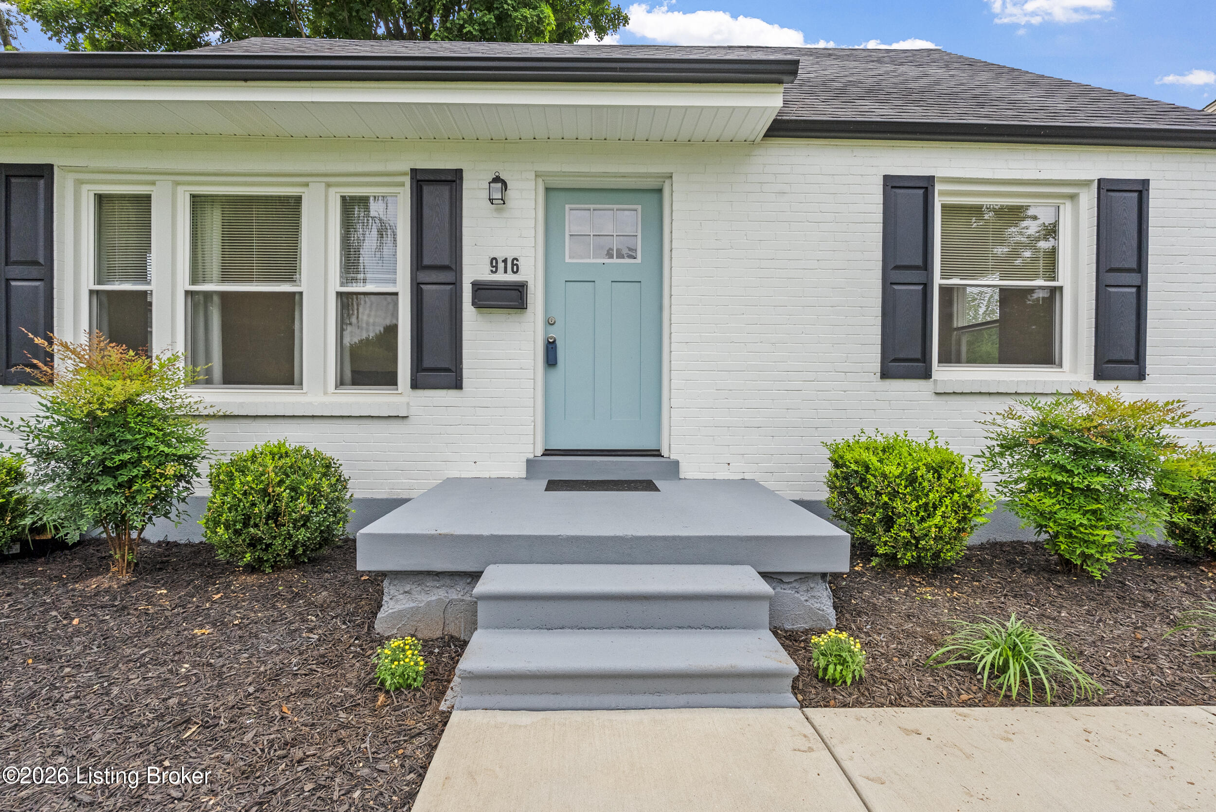 916 Fountain Ave