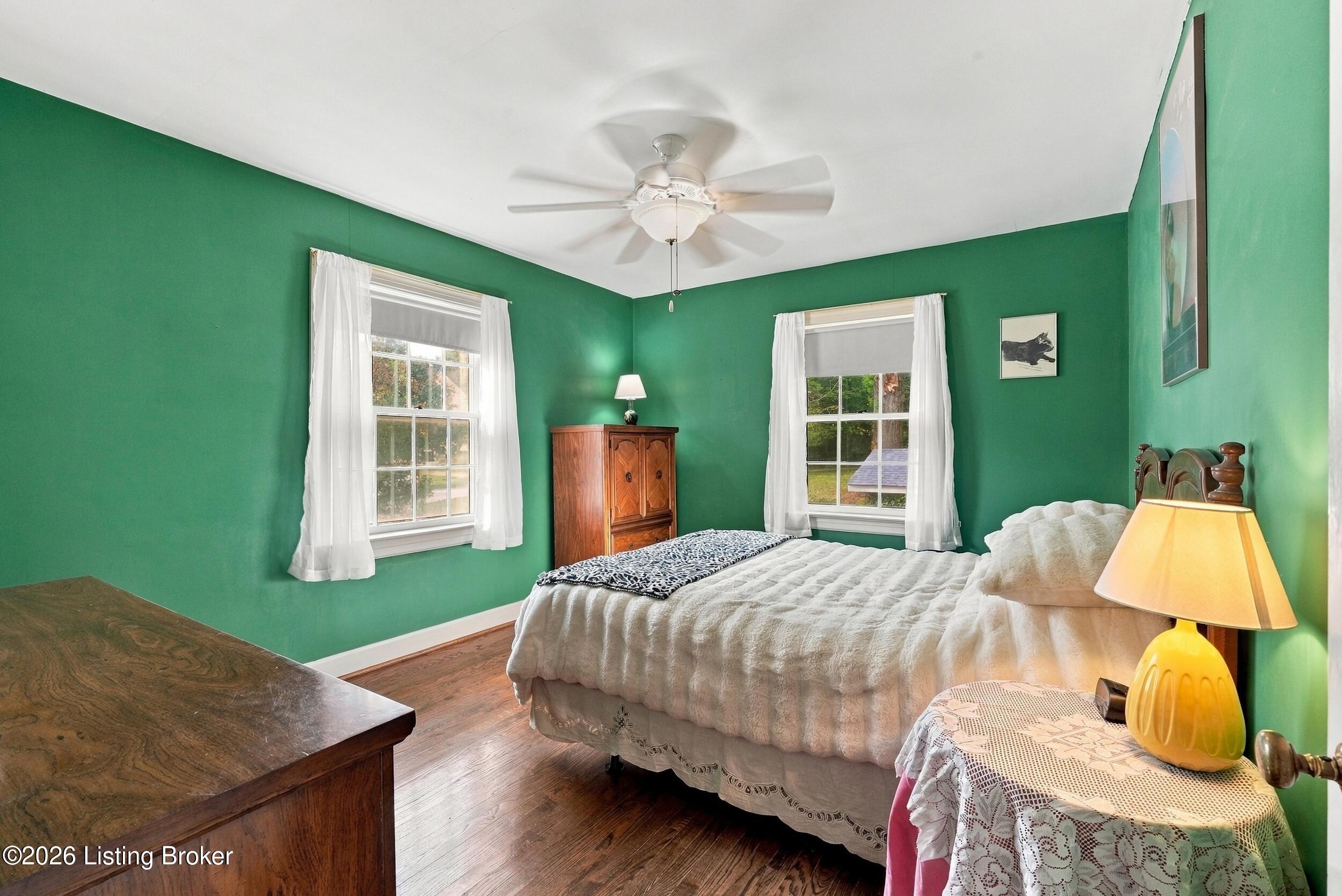403 University Ave