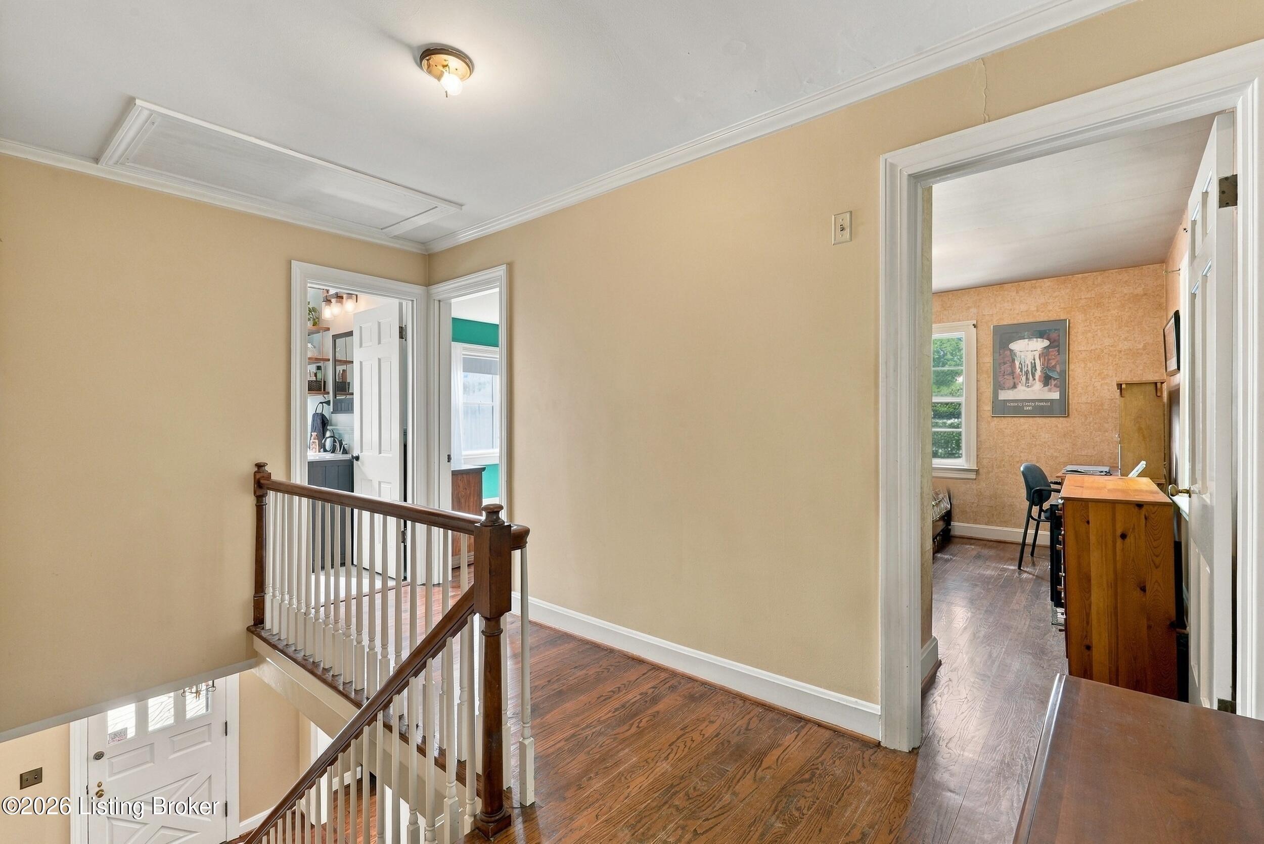 403 University Ave