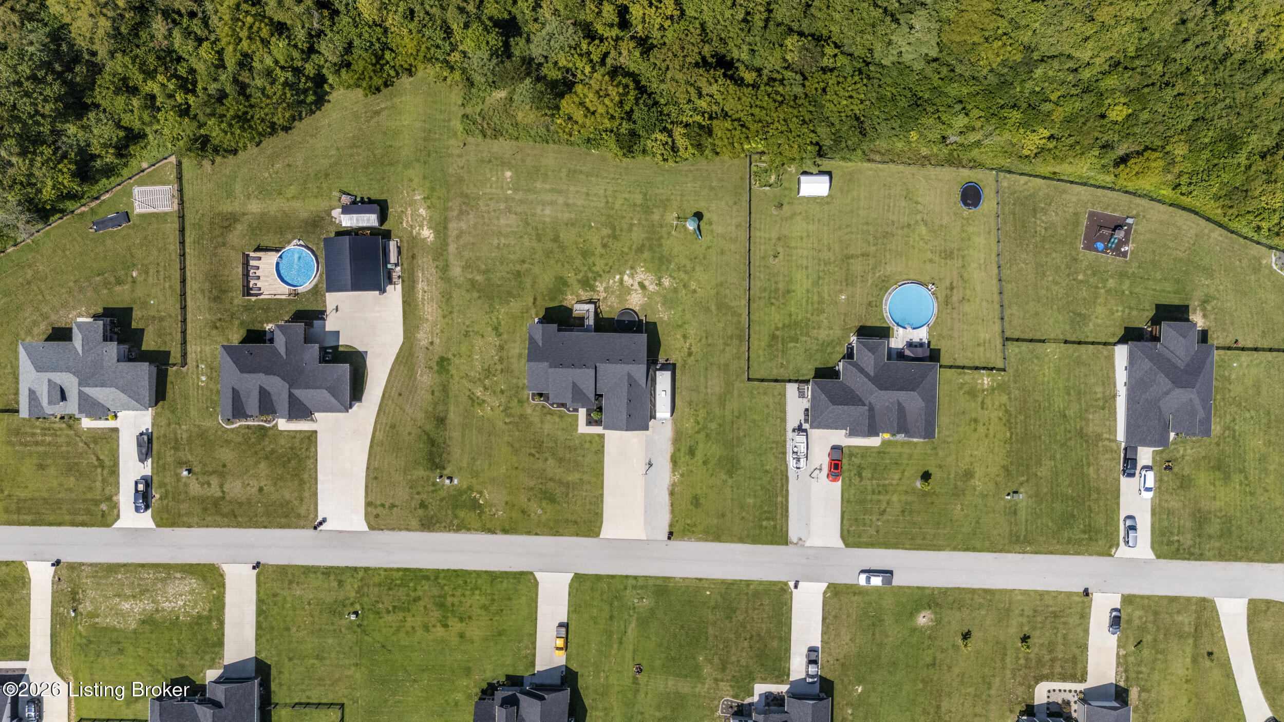 99 Roosevelt Ct